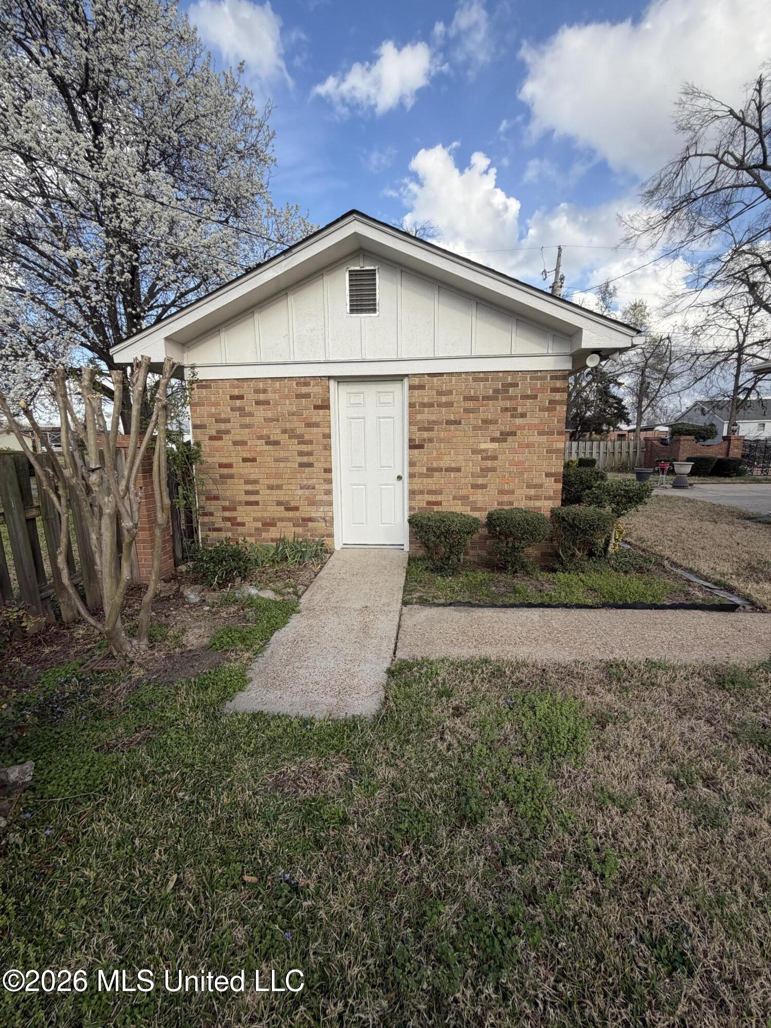 720 Central Street Property Photo 46