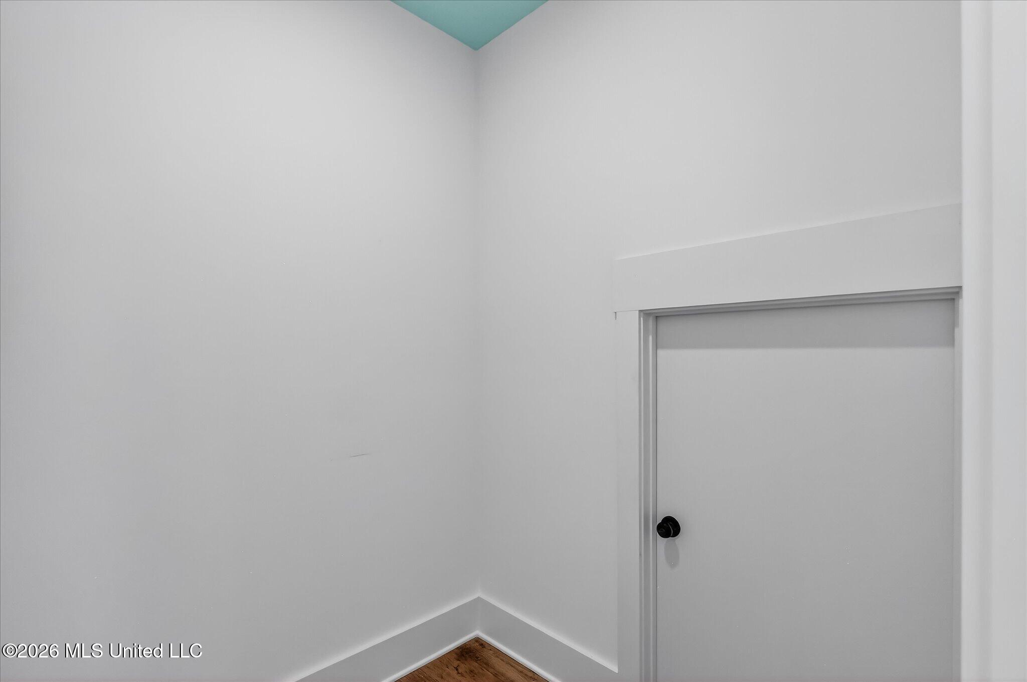 218 West Avenue Property Photo 40