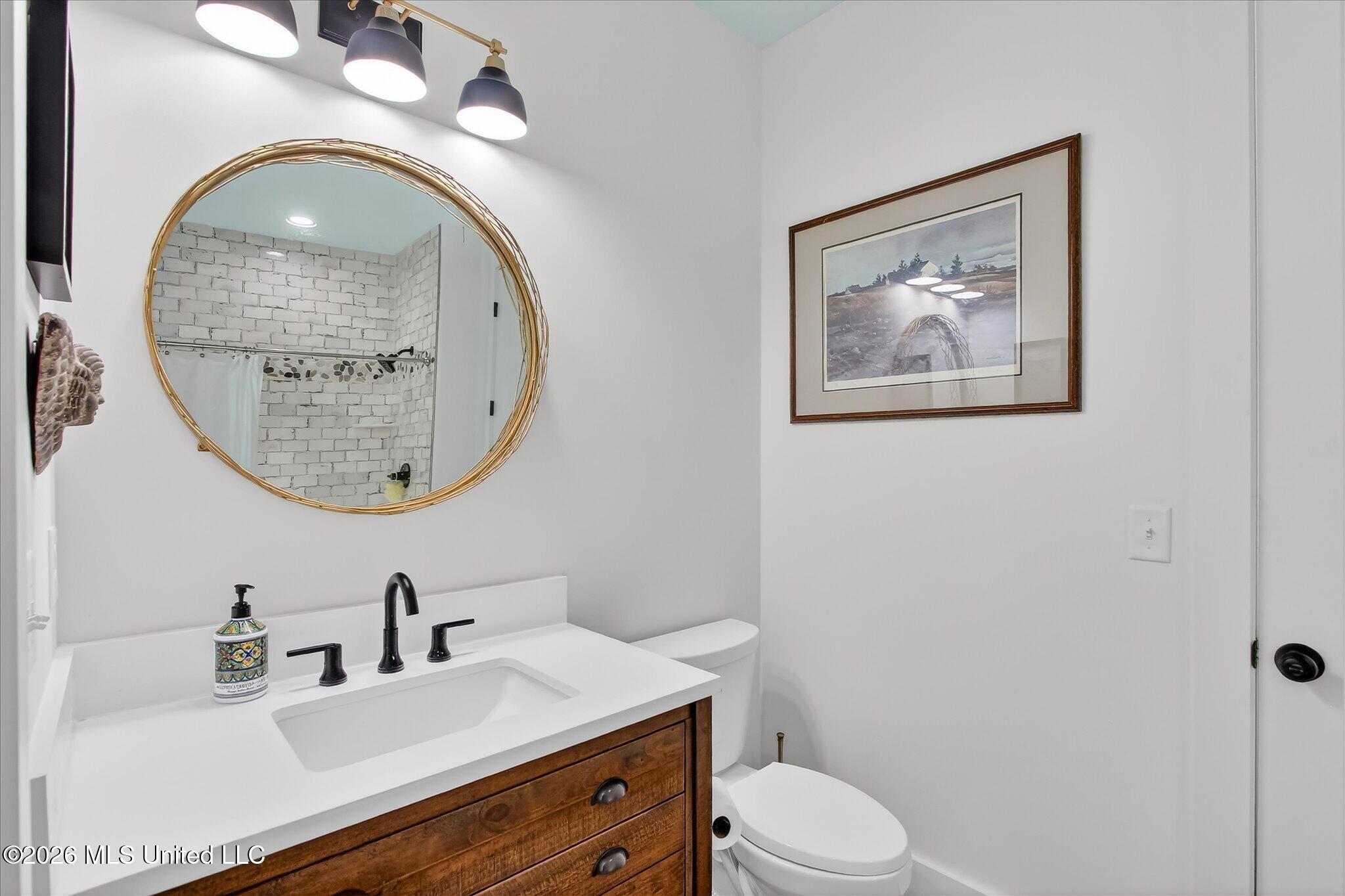 218 West Avenue Property Photo 44