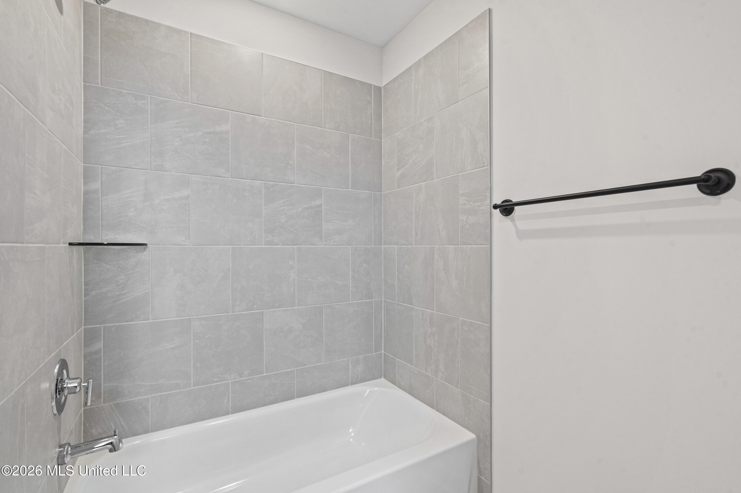9094 Apple Orchard Cove Property Photo 25