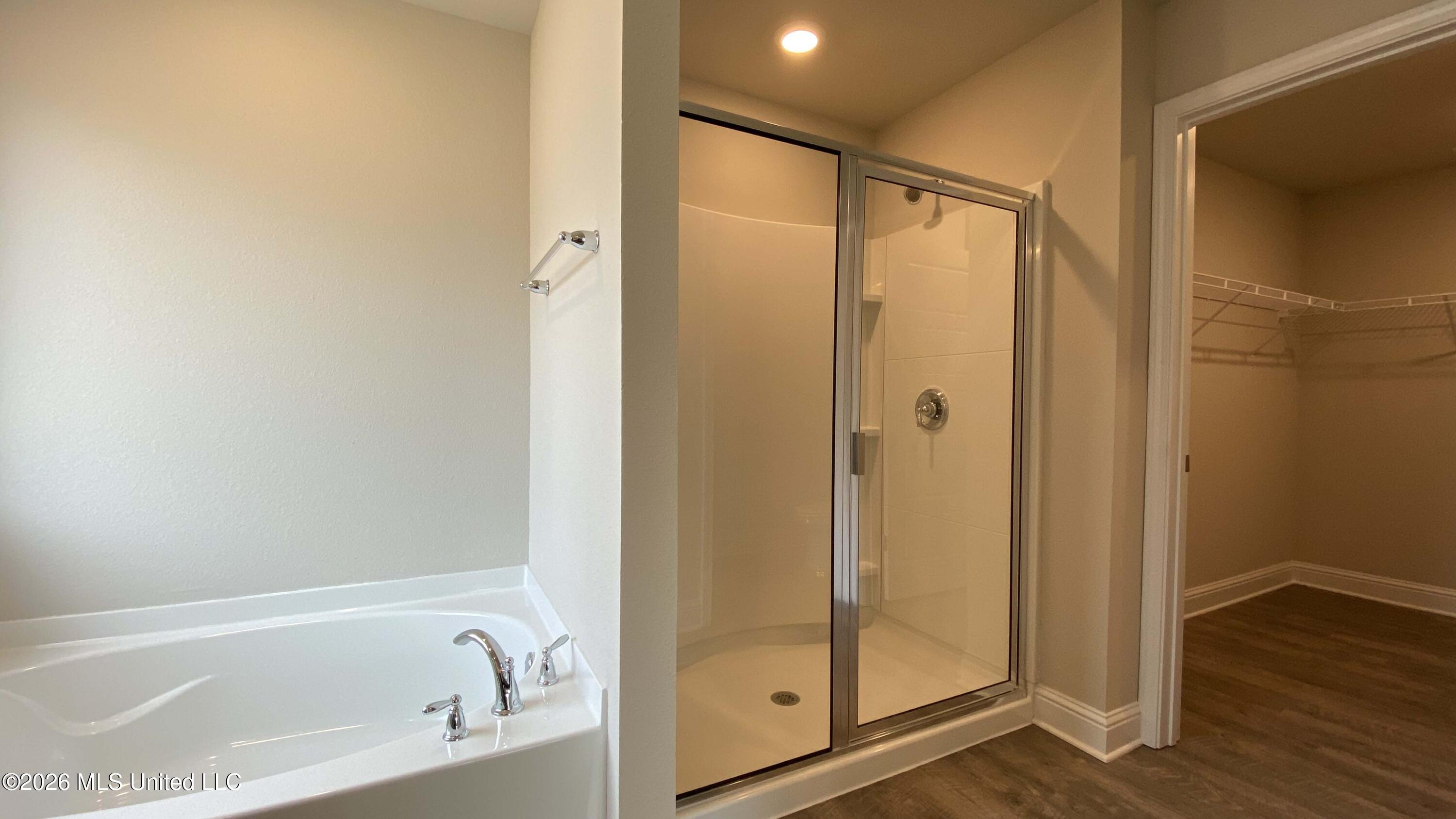 13108 Carnival Circle Property Photo 18