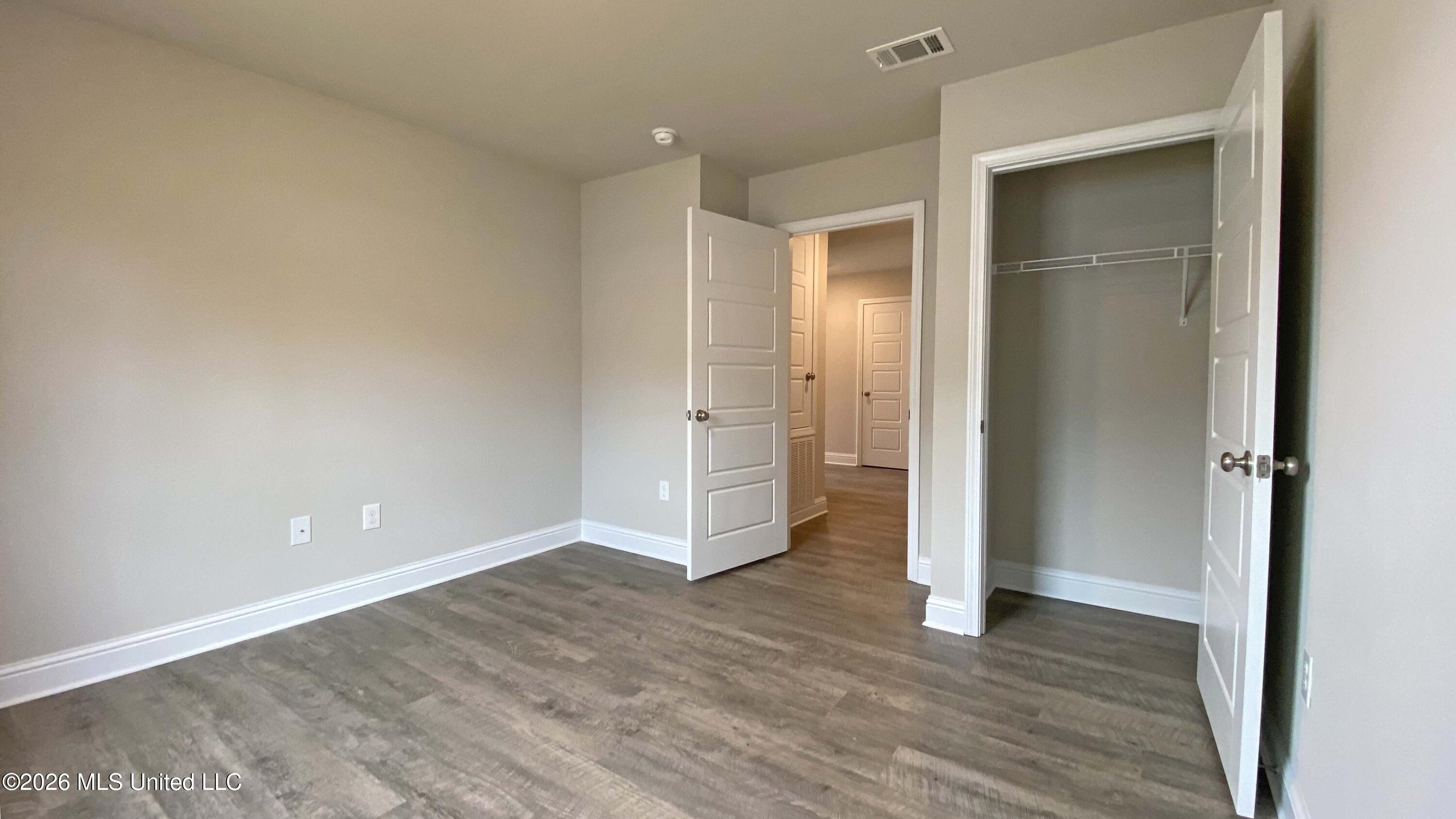13108 Carnival Circle Property Photo 24