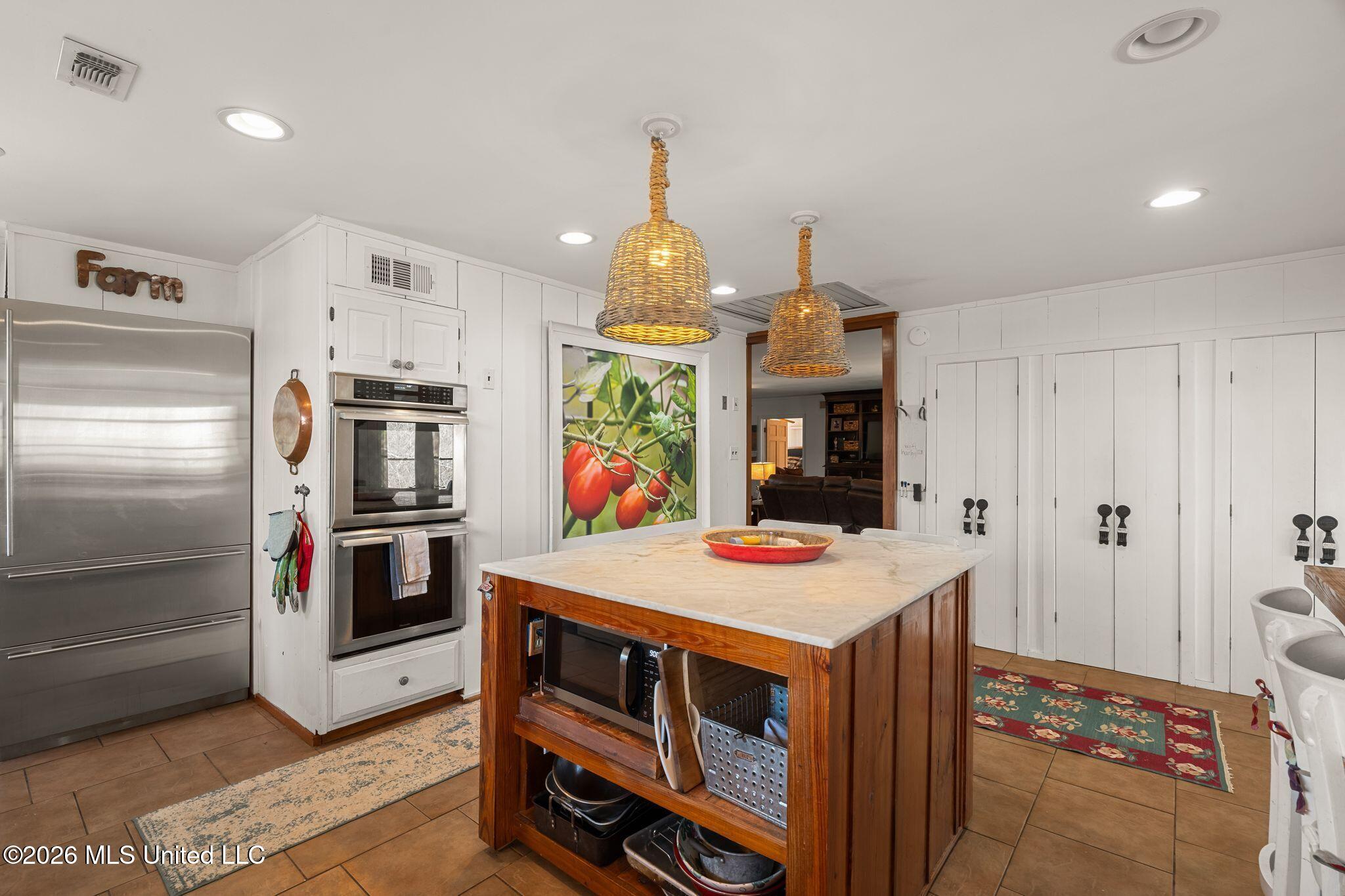 119 Betty Lane Property Photo 14