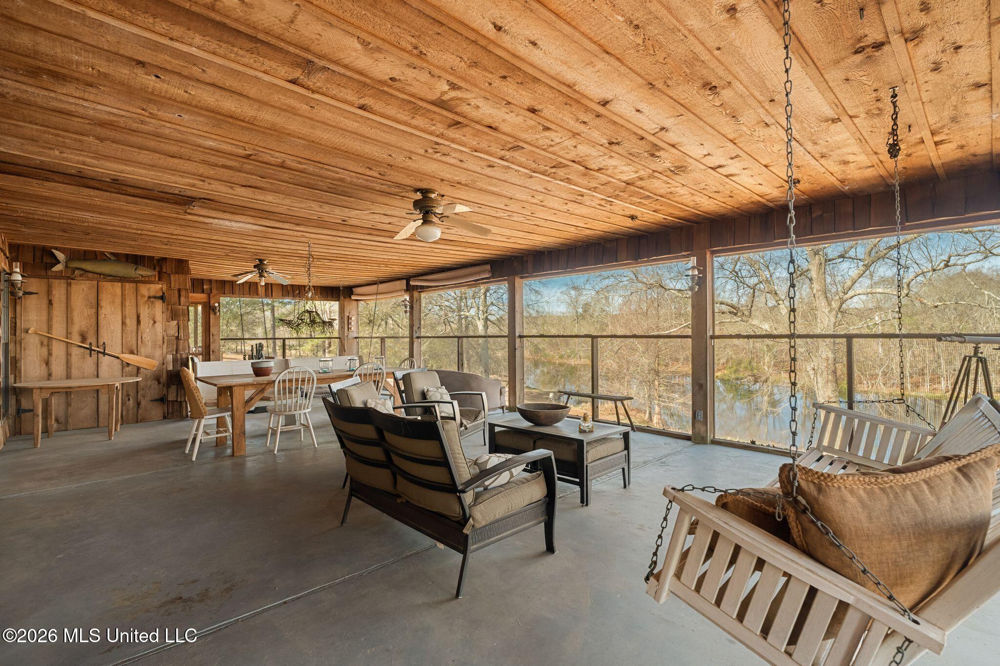 119 Betty Lane Property Photo 38