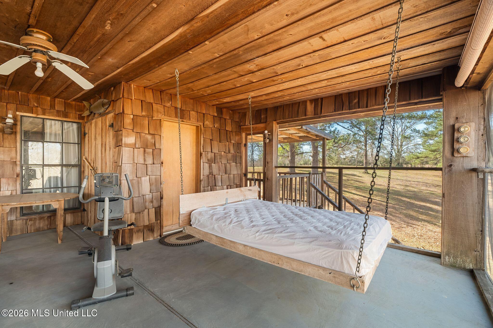 119 Betty Lane Property Photo 40