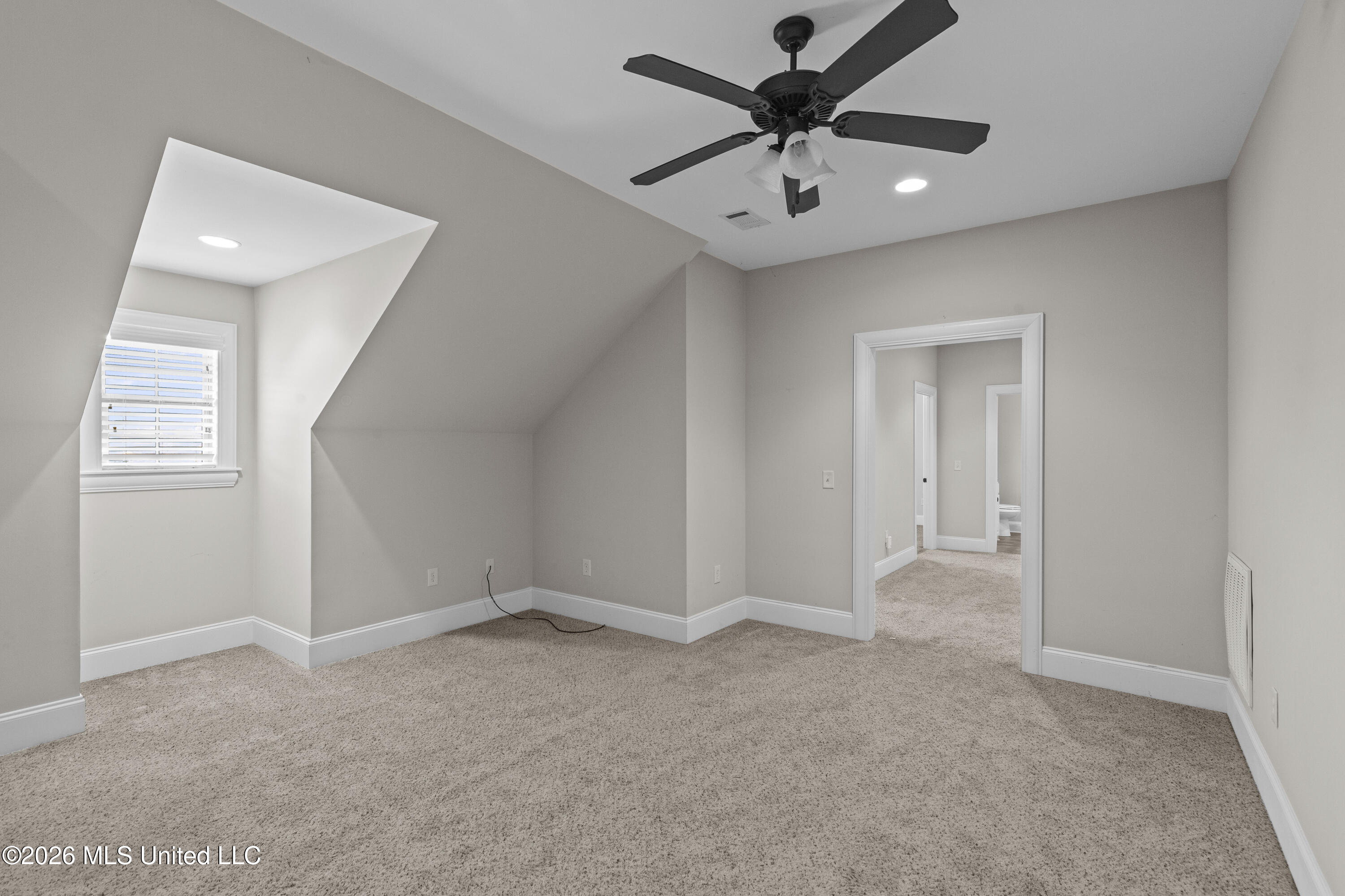 121 Harbor View Drive Property Photo 23