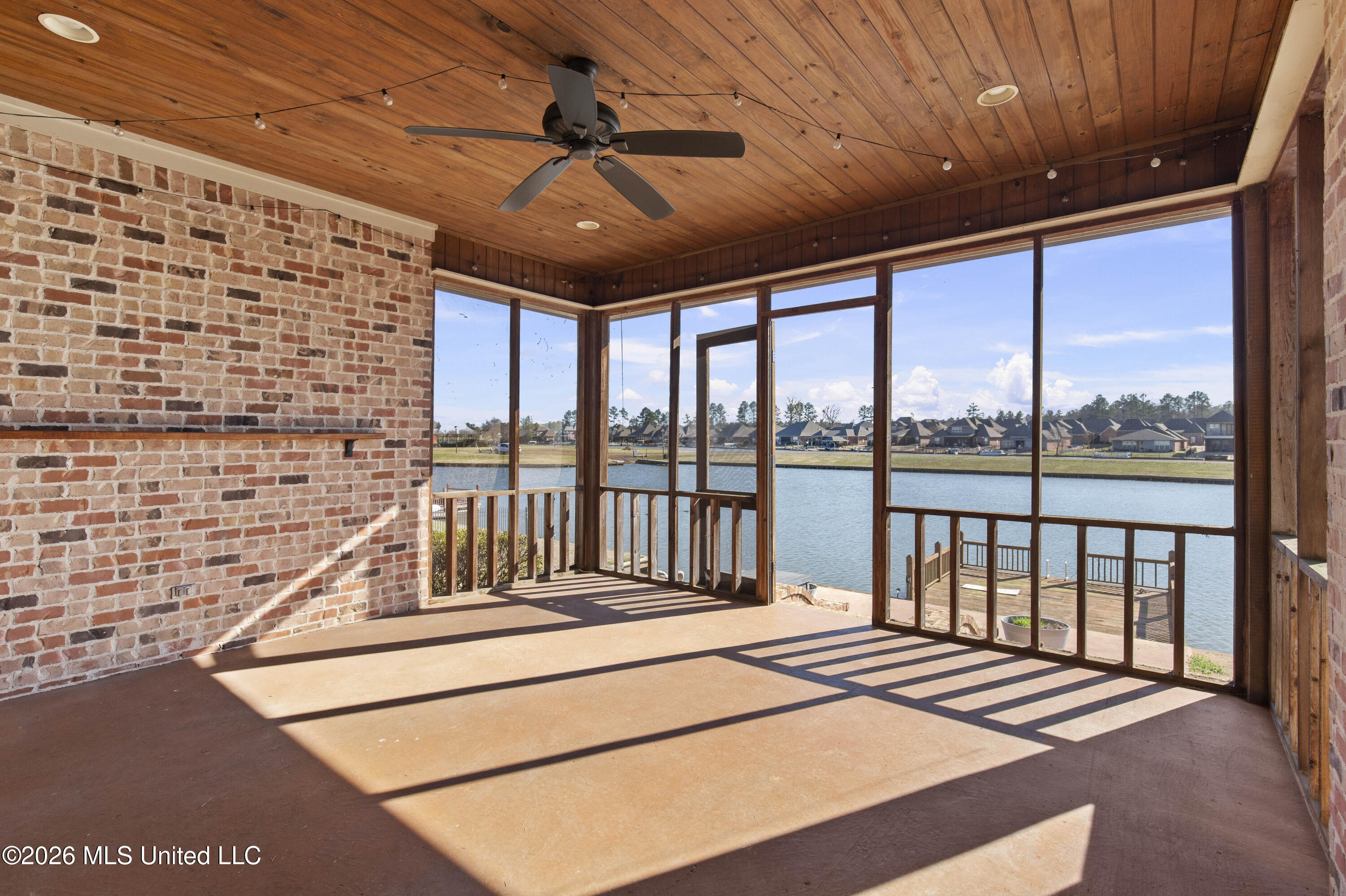 121 Harbor View Drive Property Photo 40