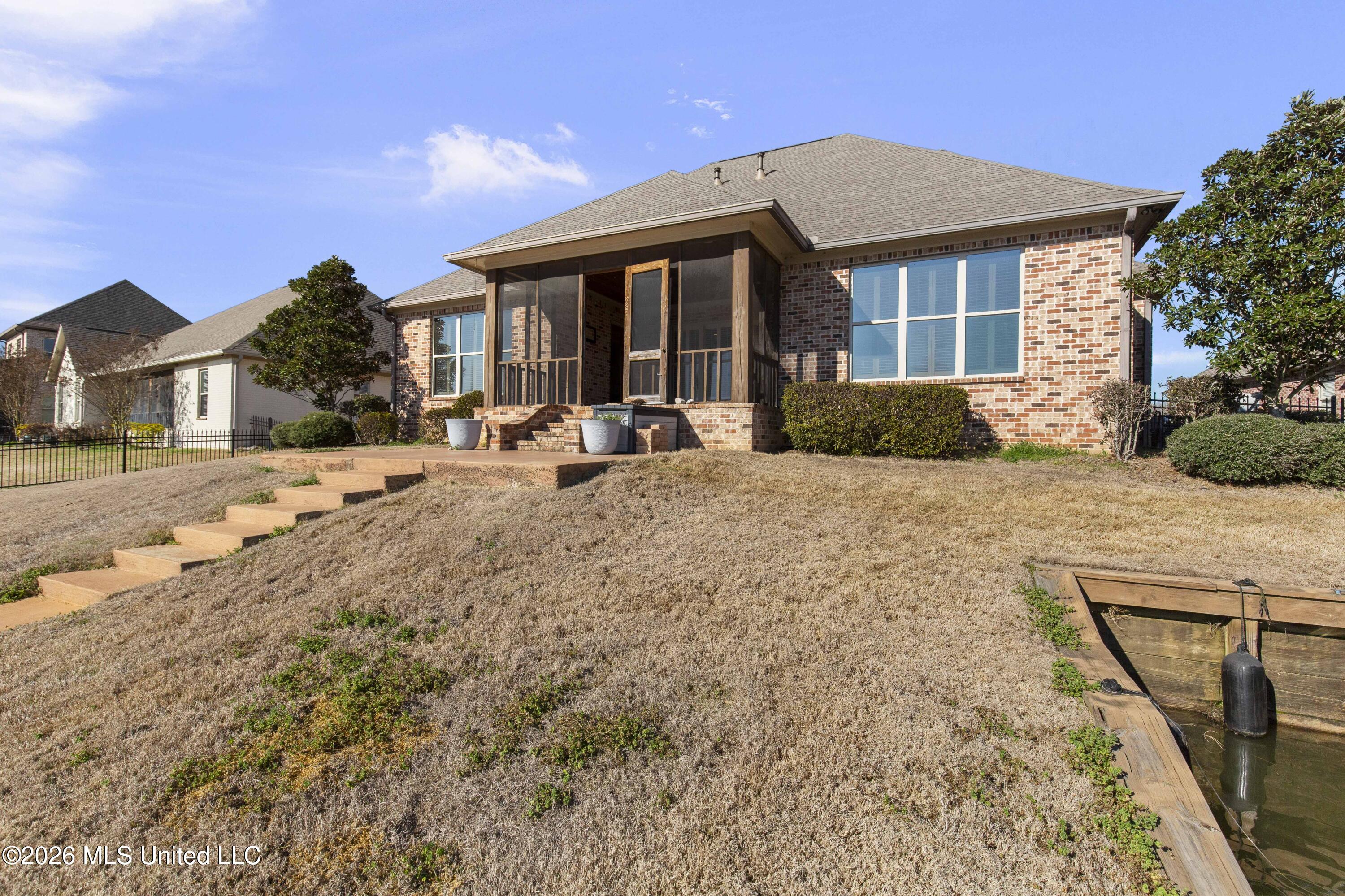 121 Harbor View Drive Property Photo 44
