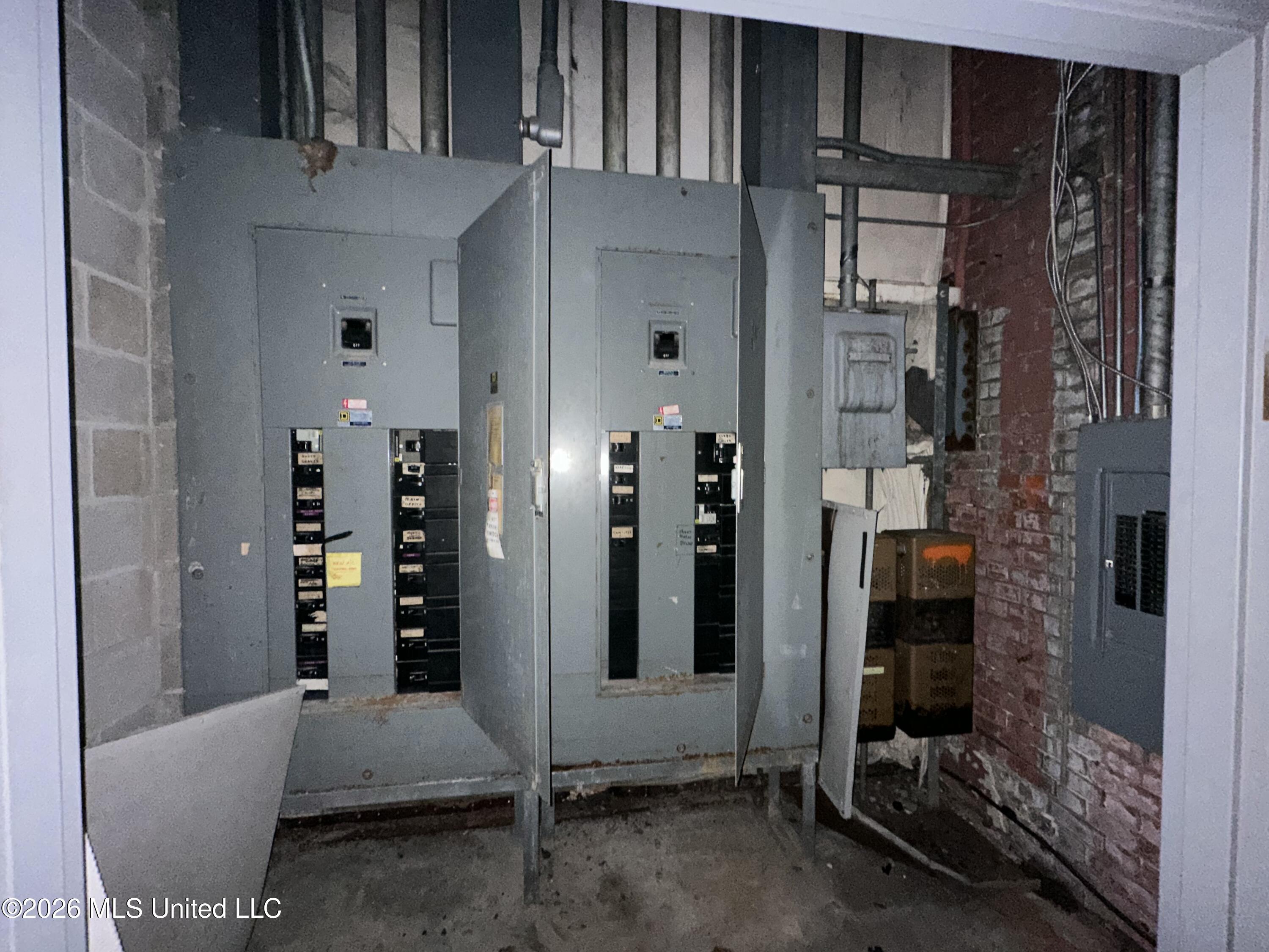 200 Lameuse Street Property Photo 10