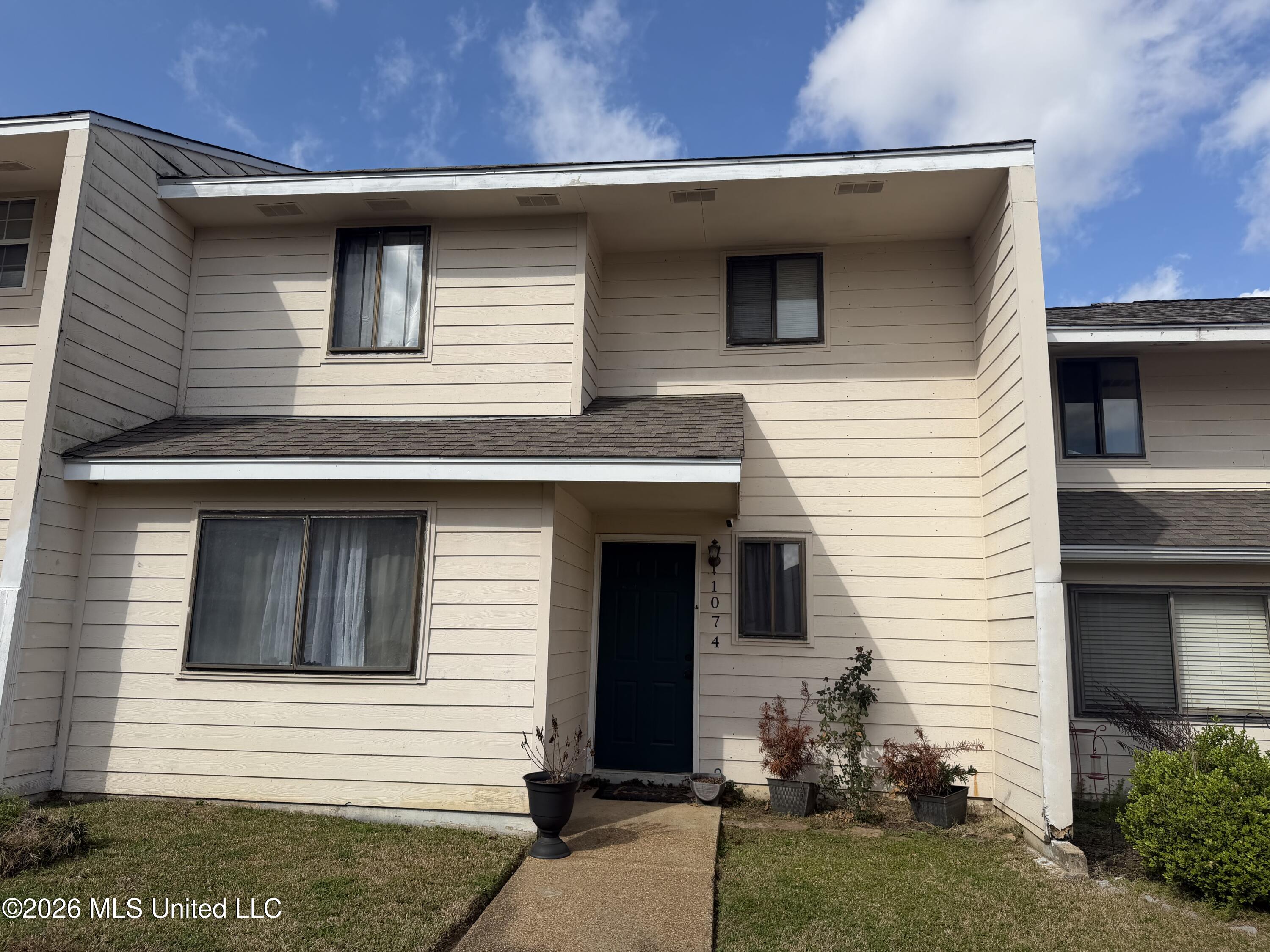 1074 Windrose Drive Property Photo 1