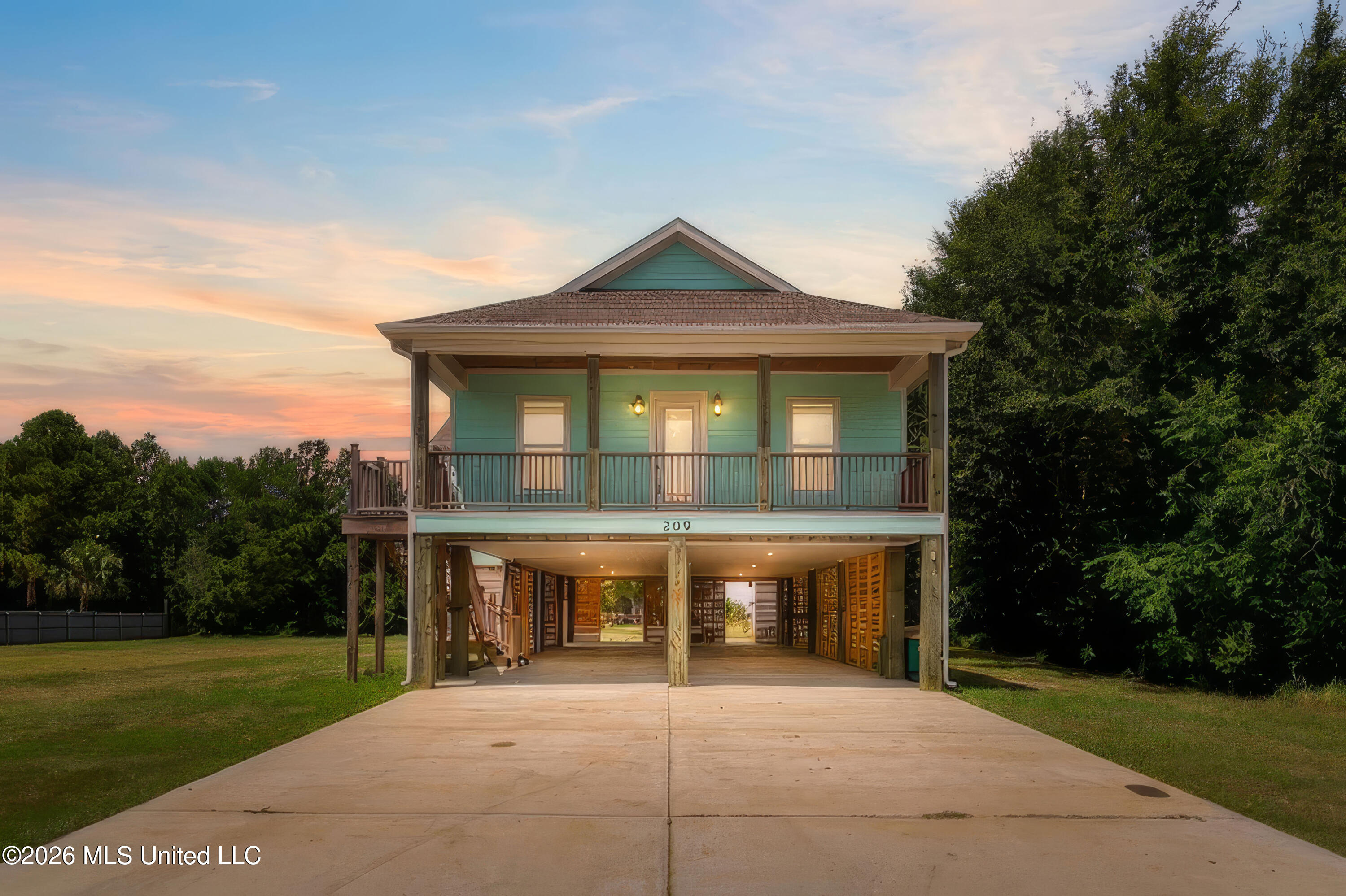 209 White Harbor Road Property Photo 1