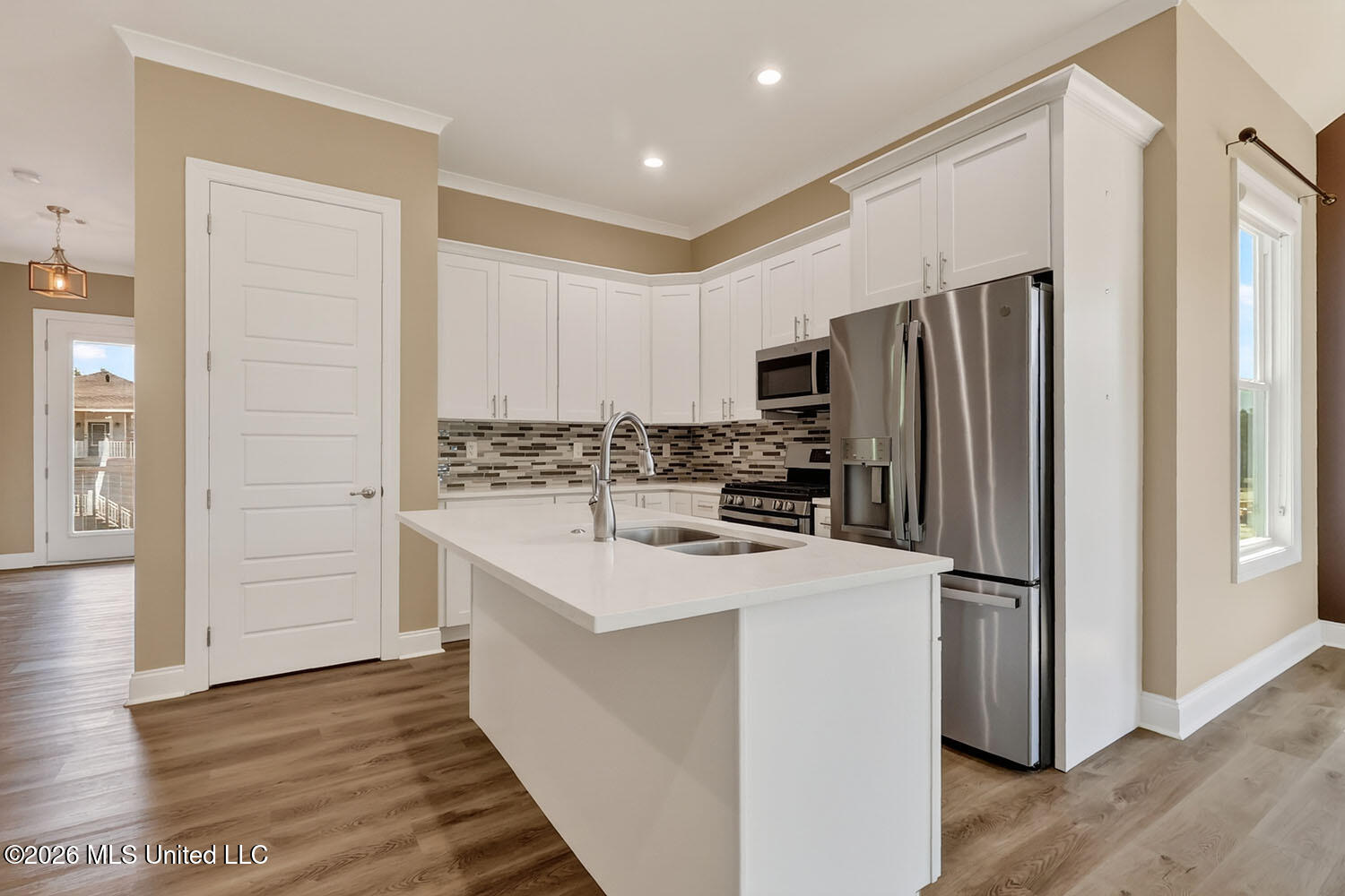 209 White Harbor Road Property Photo 4