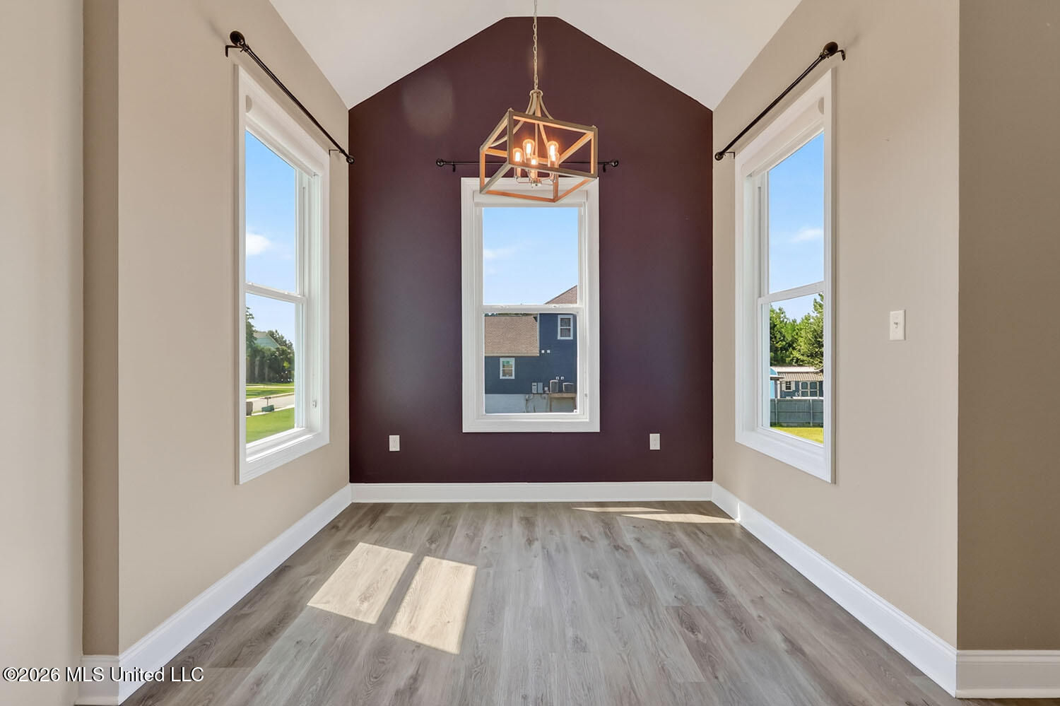 209 White Harbor Road Property Photo 7