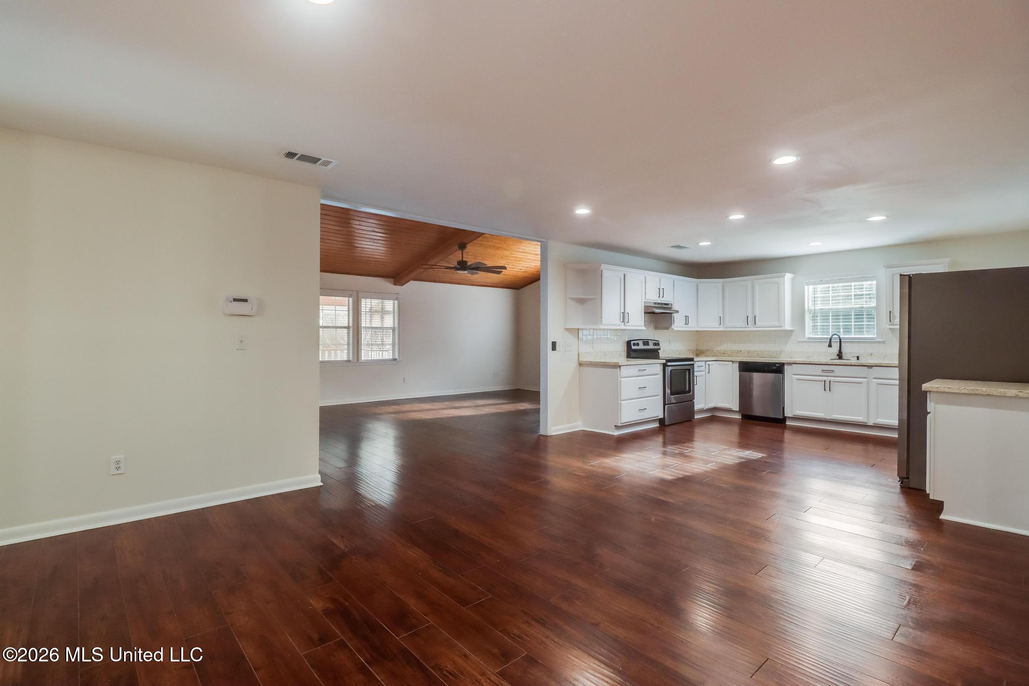 6509 Big Oak Drive Property Photo 10