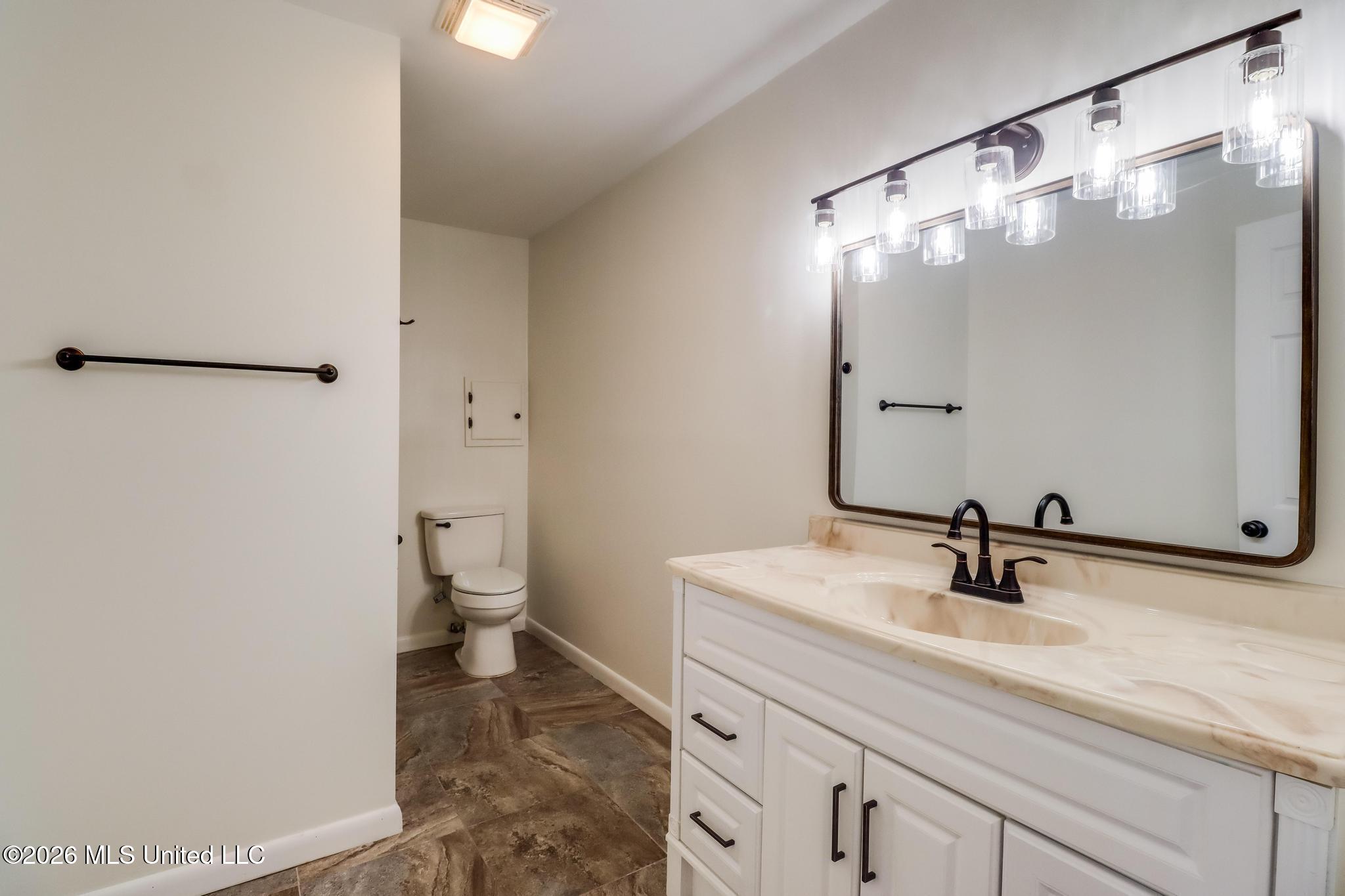6509 Big Oak Drive Property Photo 20