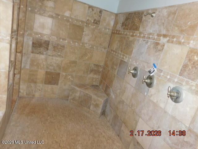 9090 Sandy Drive Property Photo 12