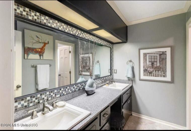512 Dixton Drive Property Photo 20