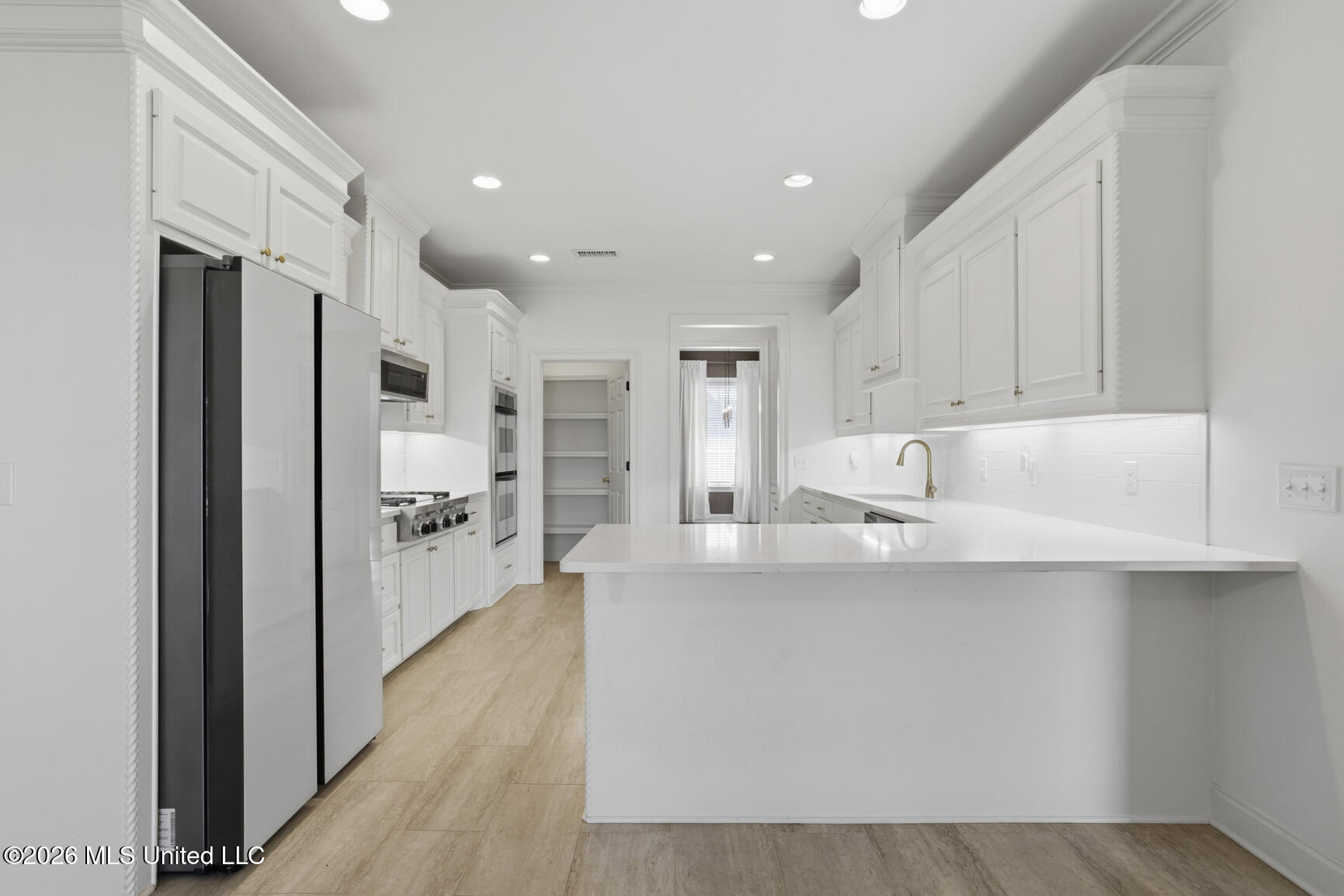 300 Deer Hollow Property Photo 15