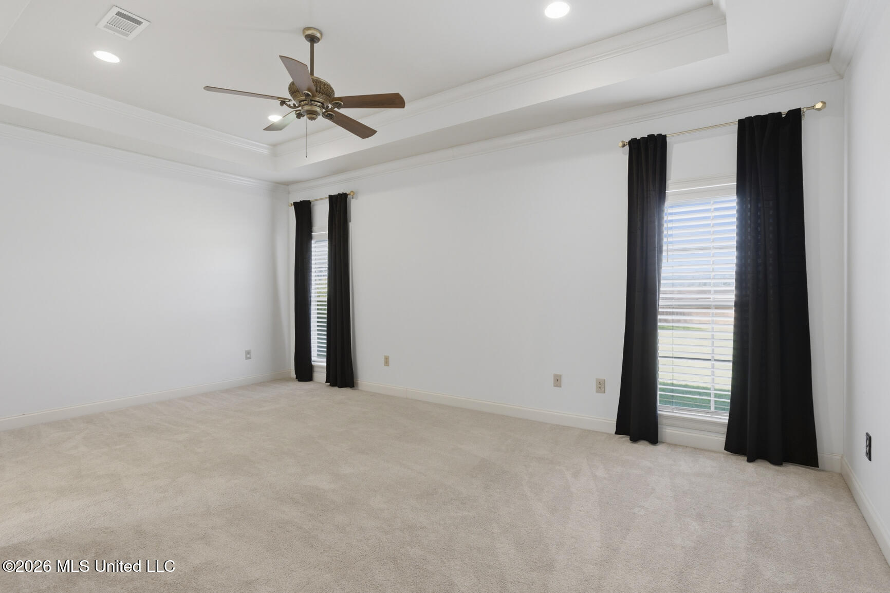 300 Deer Hollow Property Photo 26