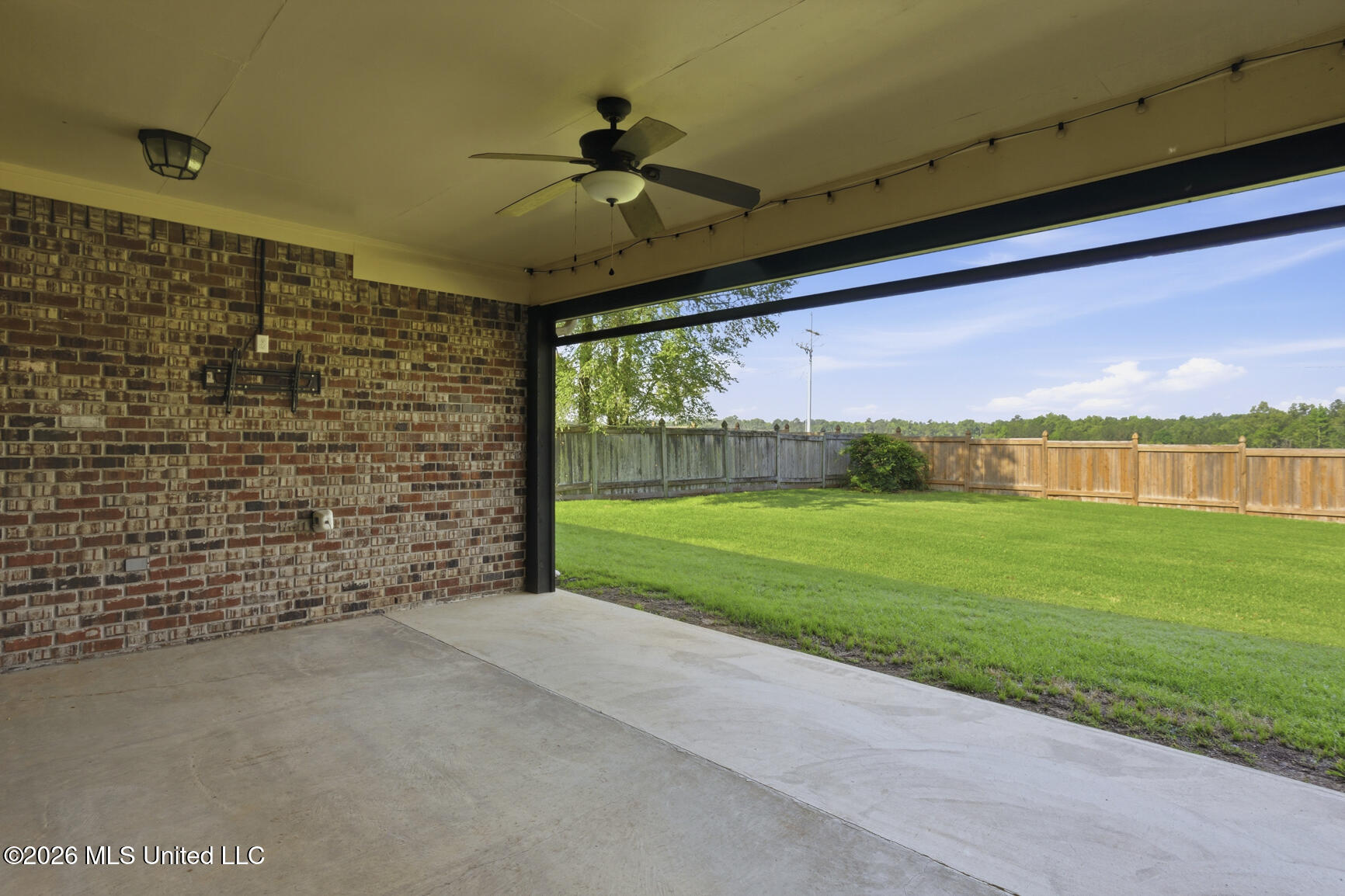 300 Deer Hollow Property Photo 37