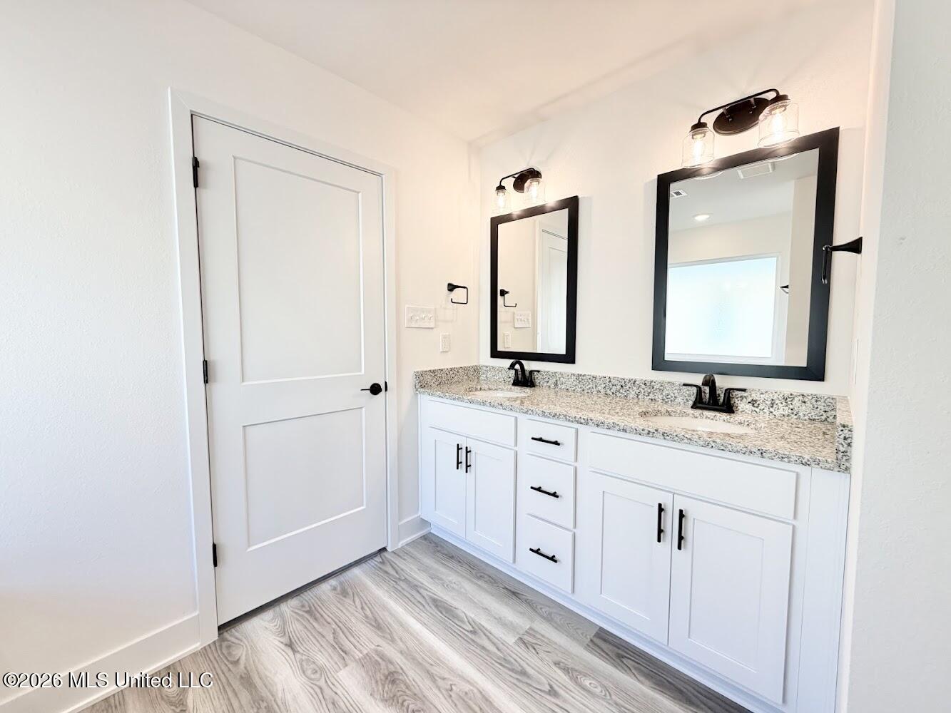 14859 Fritz Circle Property Photo 30