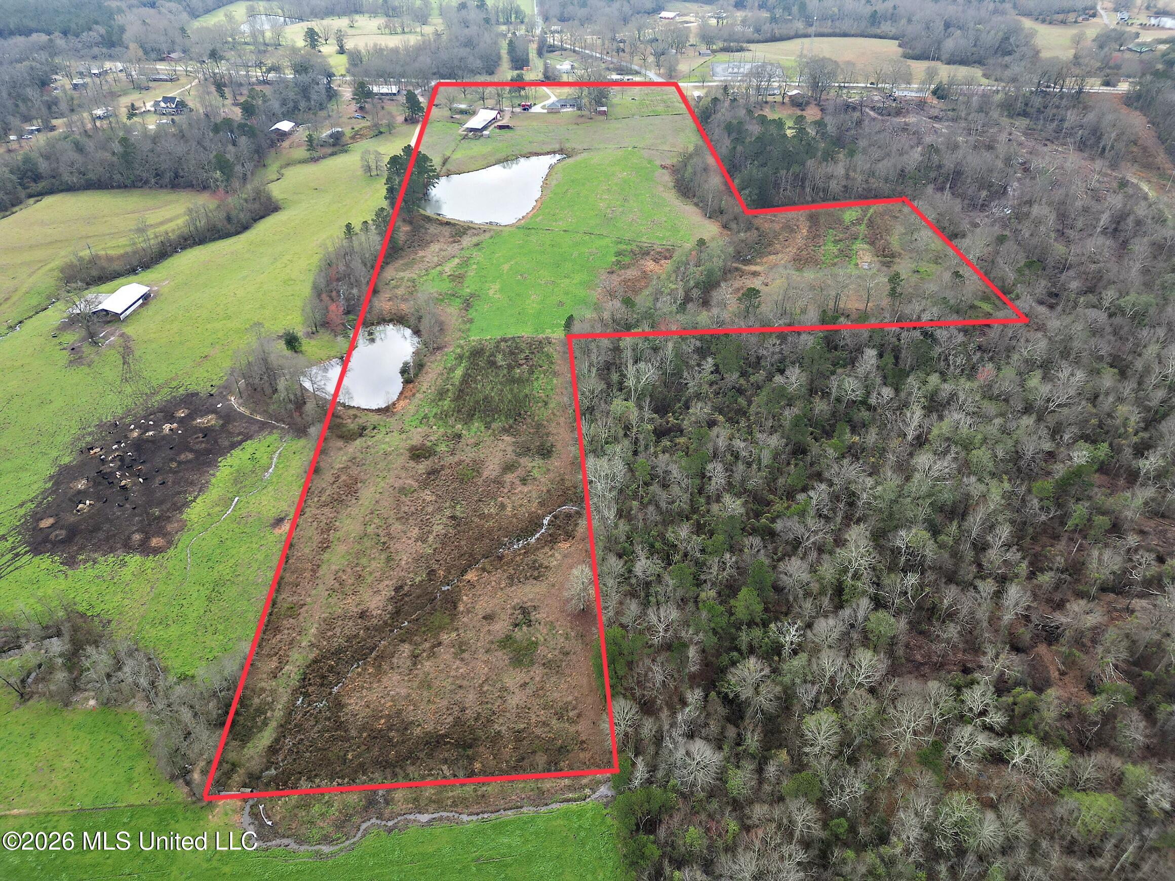1837 Highway 588 Property Photo 2