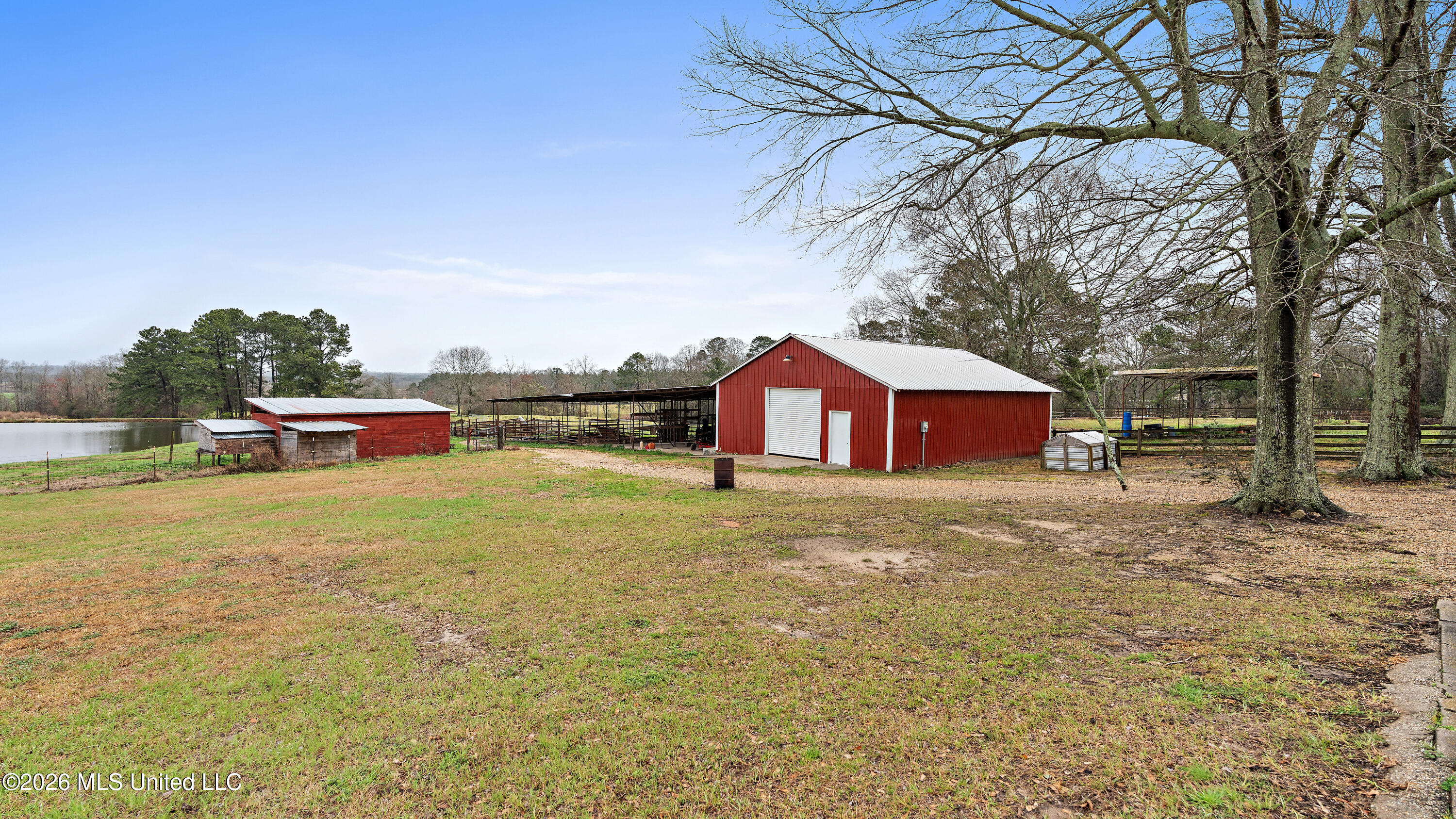 1837 Highway 588 Property Photo 15
