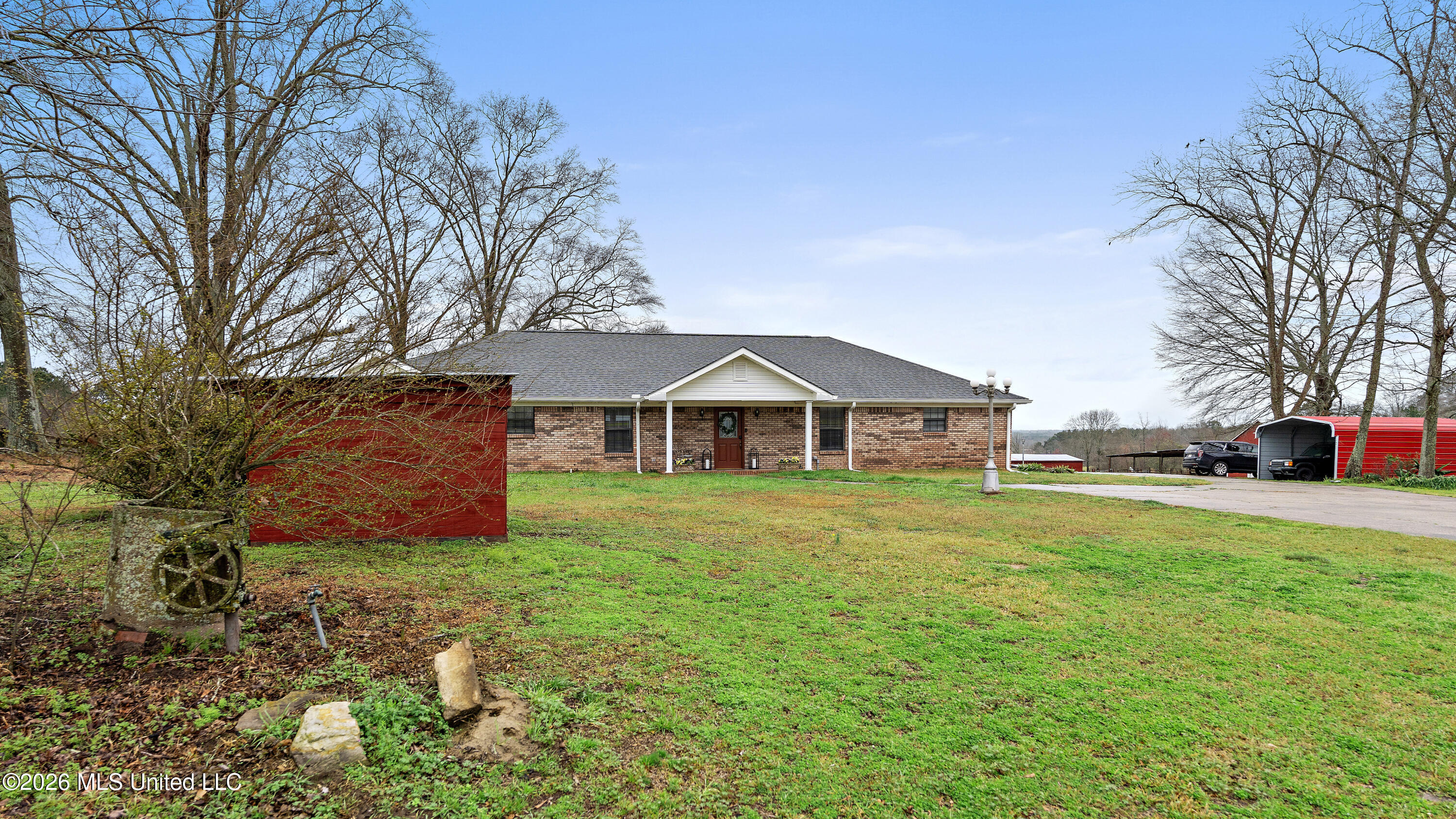 1837 Highway 588 Property Photo 19