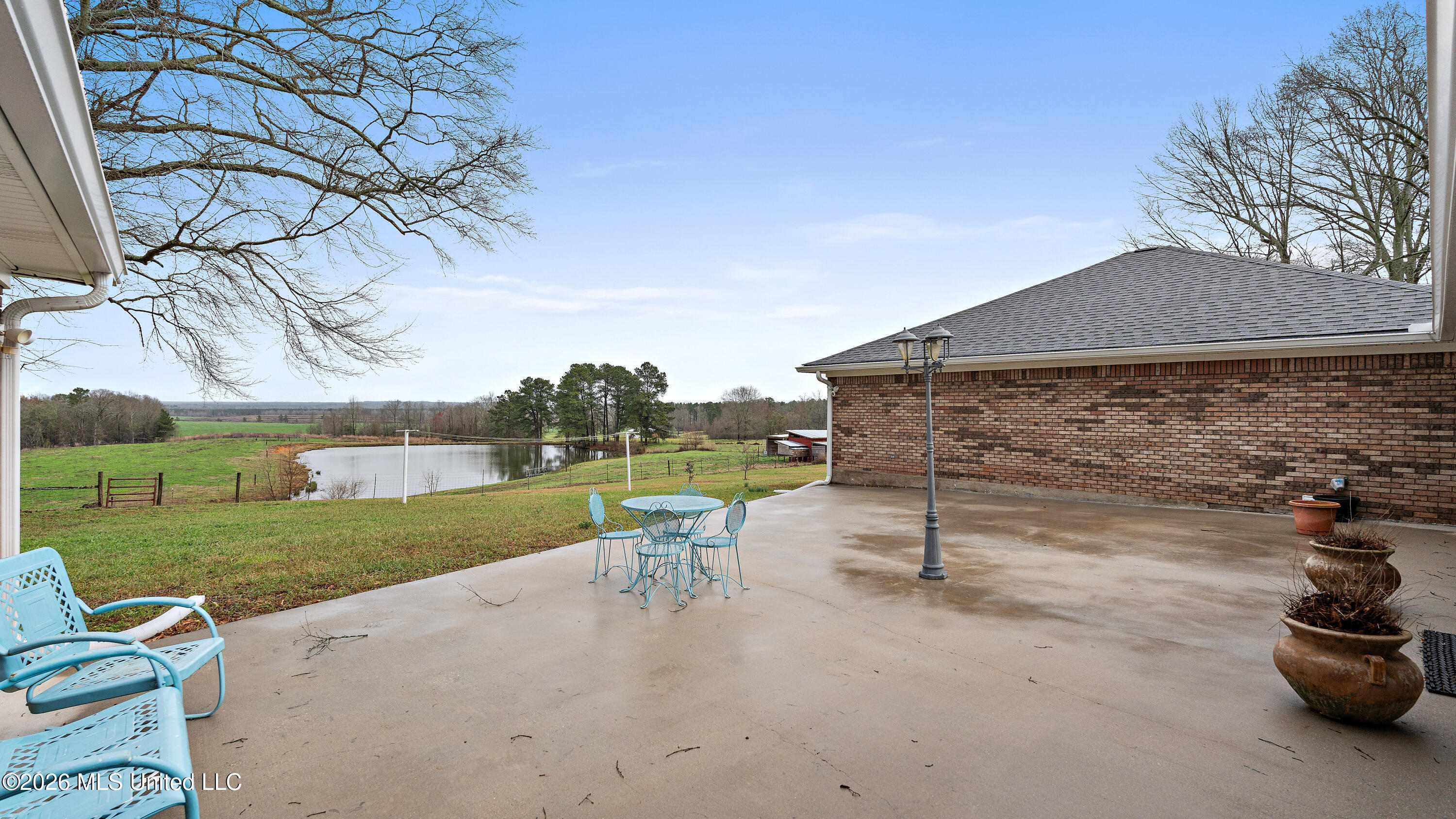 1837 Highway 588 Property Photo 25