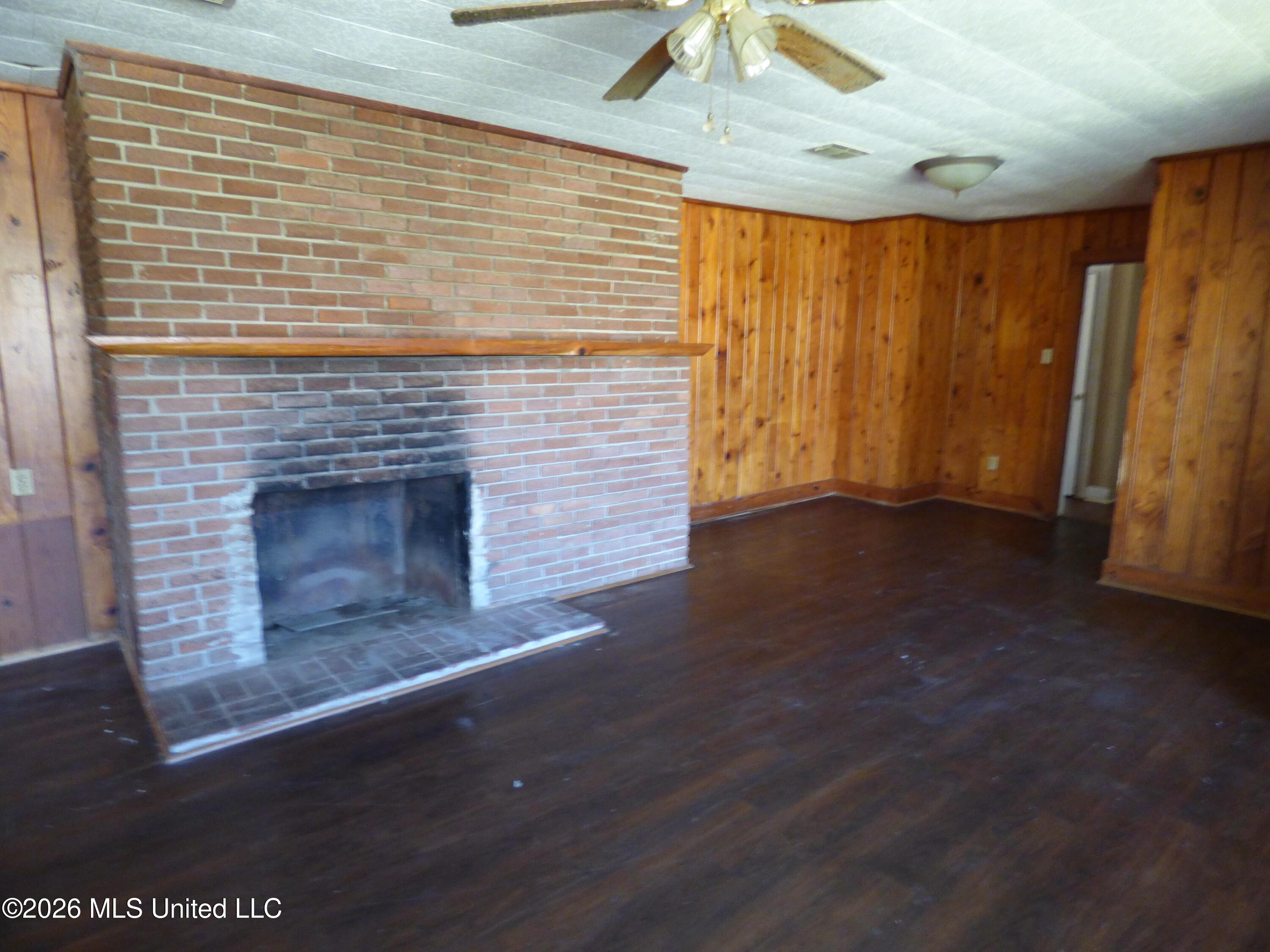 2228 Nw Old Red Star Drive Property Photo 4