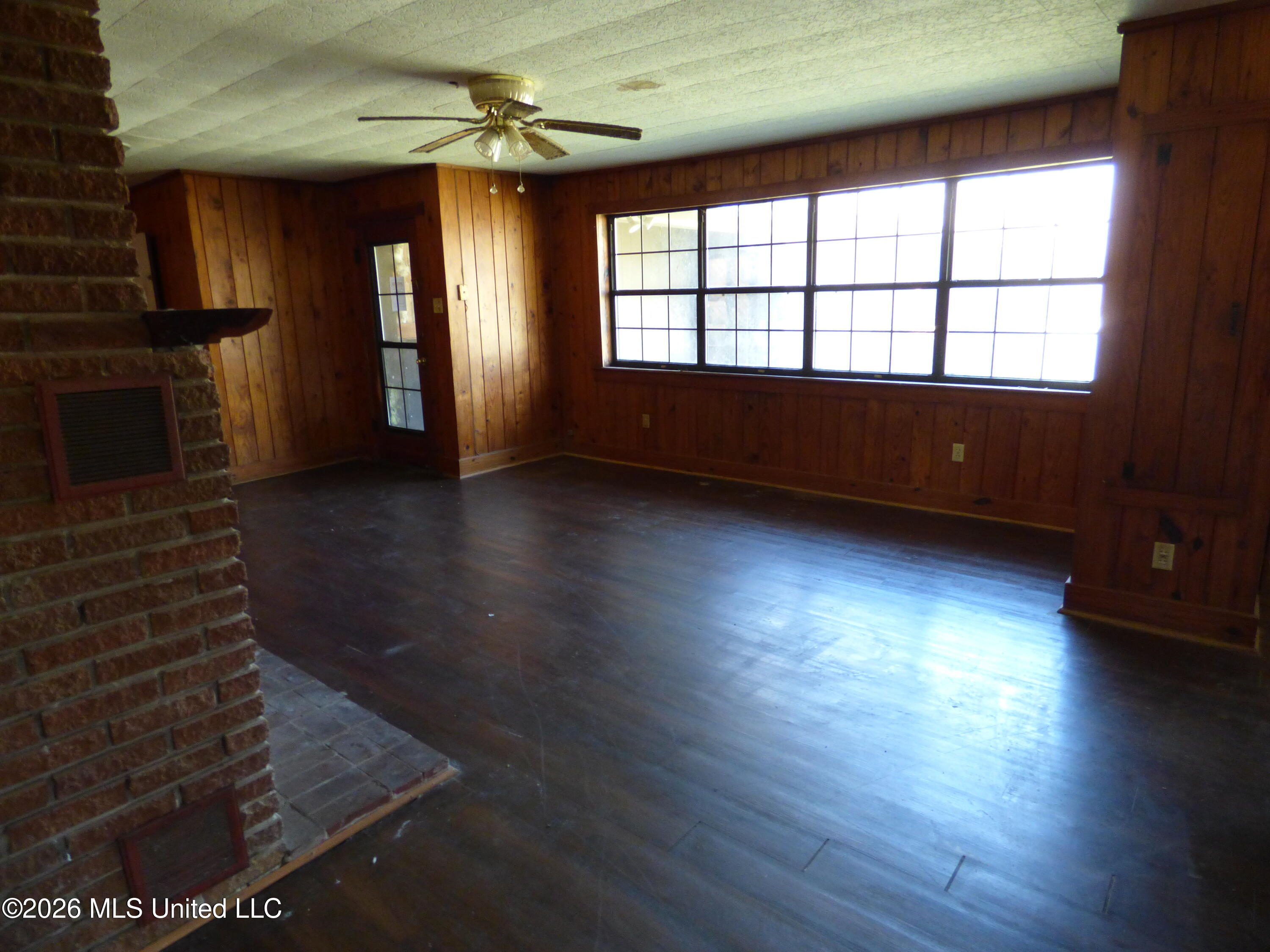 2228 Nw Old Red Star Drive Property Photo 5
