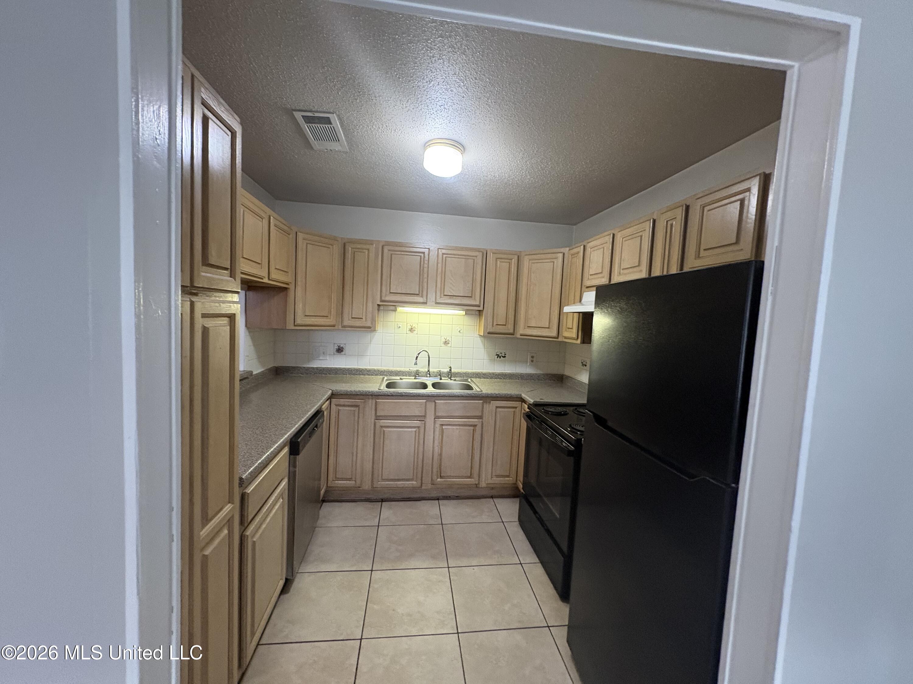 511 32nd Street Property Photo 24
