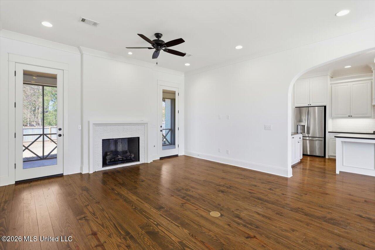 252 Buckhead Drive Property Photo 5