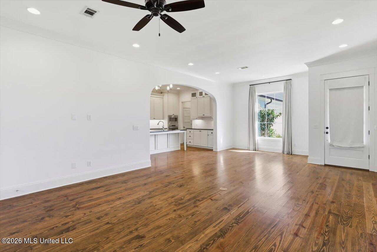 252 Buckhead Drive Property Photo 7