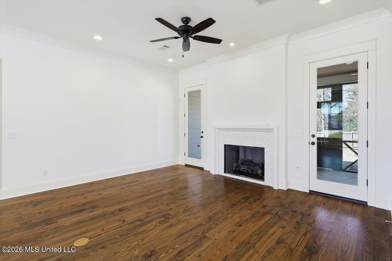 252 Buckhead Drive Property Photo 8