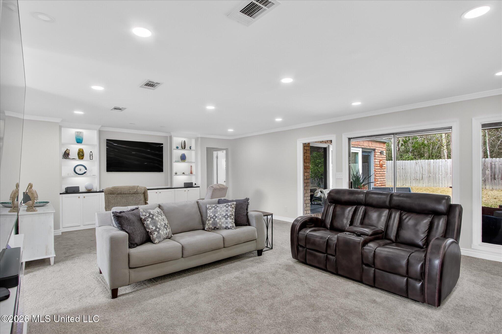 67163 E Diamondhead Drive Property Photo 6