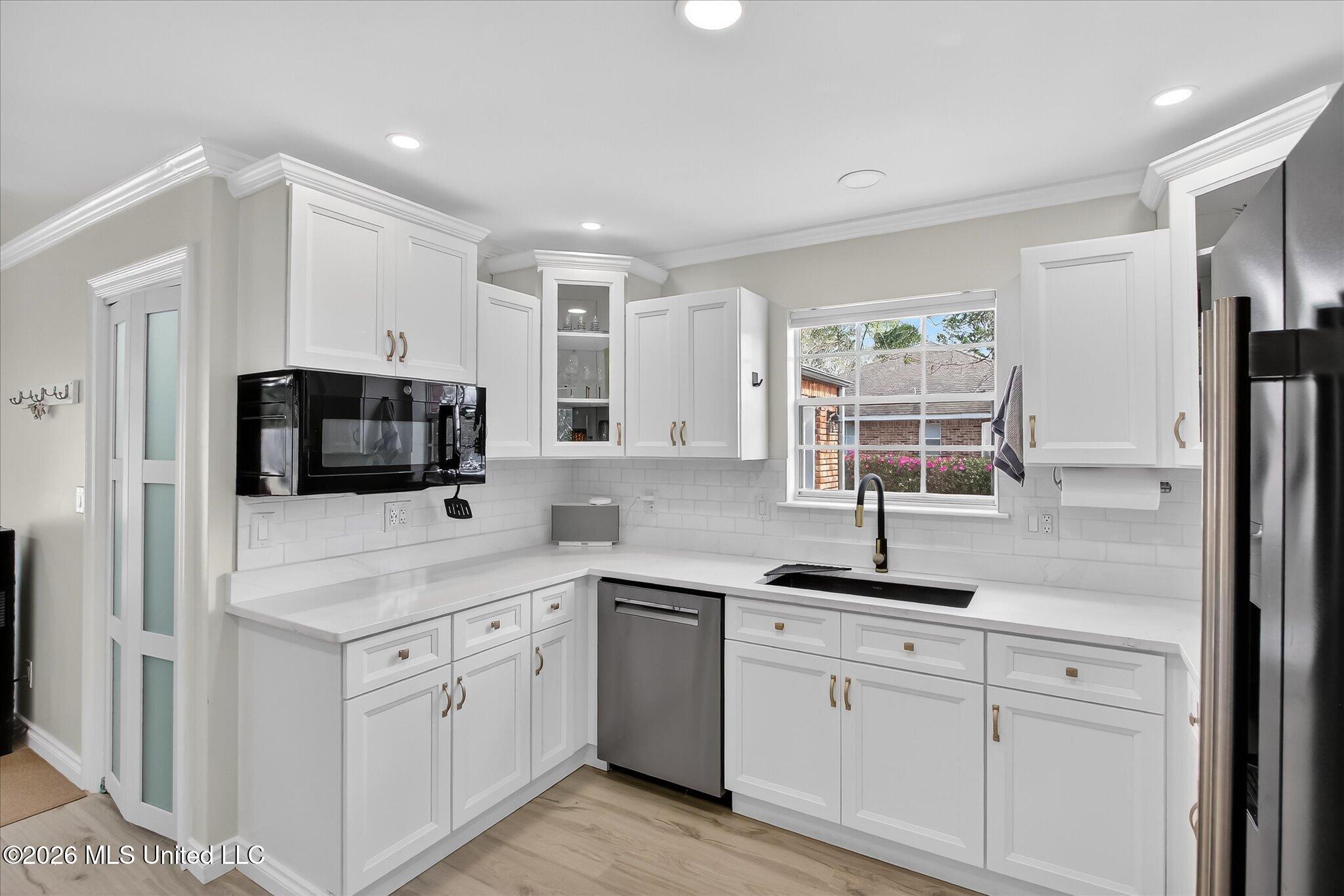 67163 E Diamondhead Drive Property Photo 10