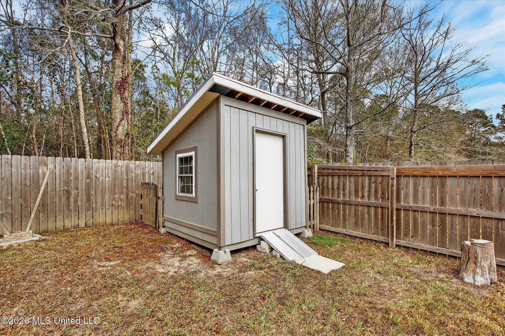 67163 E Diamondhead Drive Property Photo 33