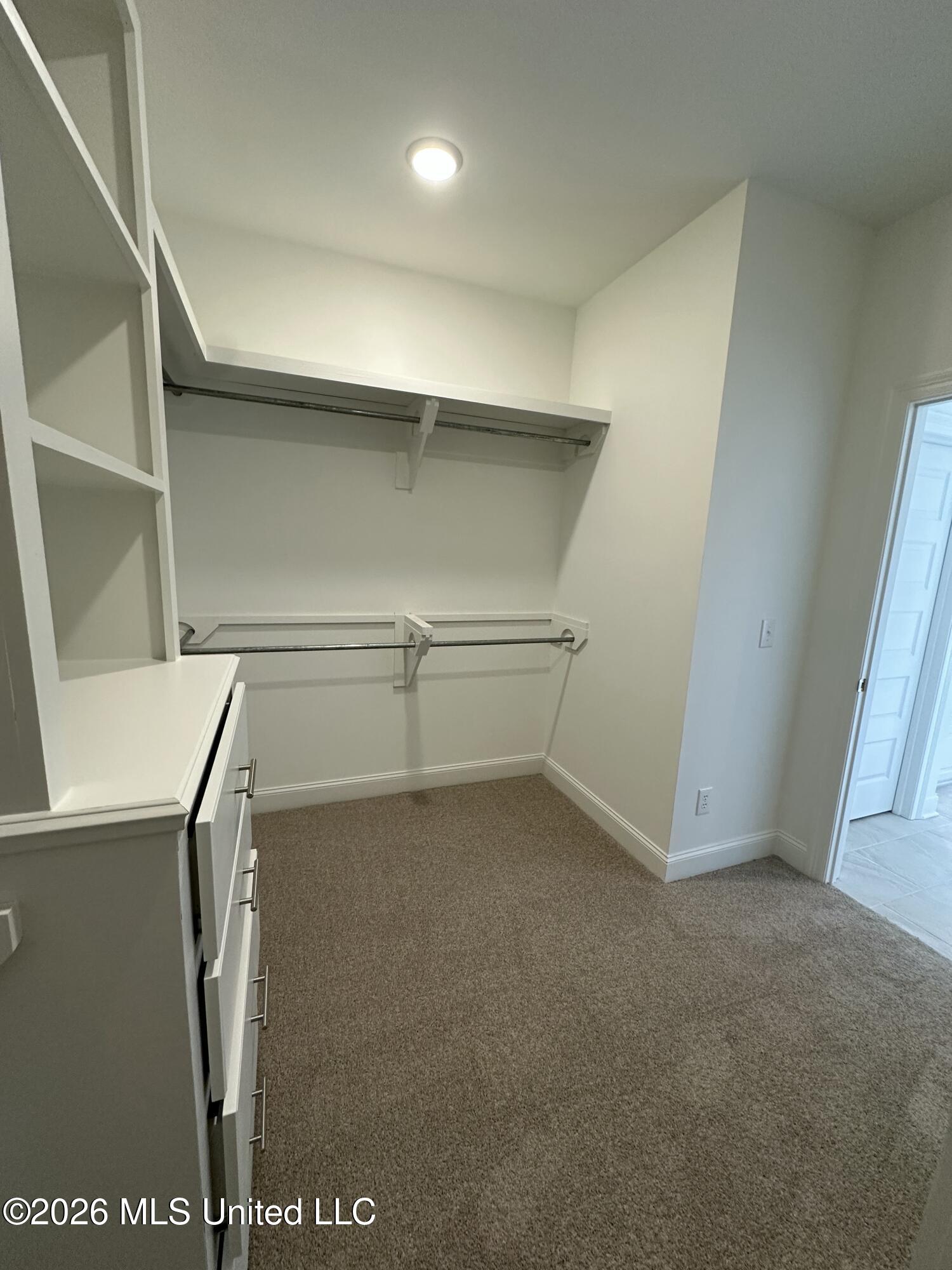 404 Aurora Circle Property Photo 17