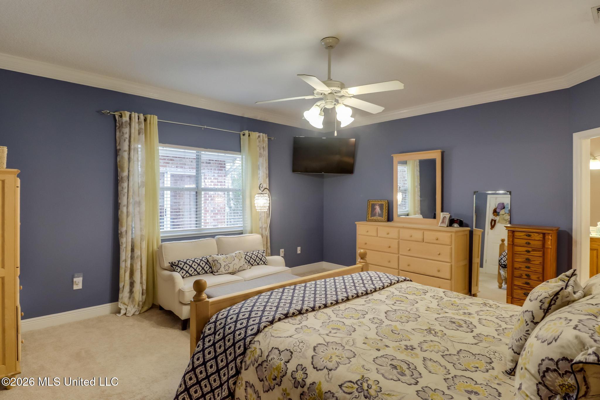 6423 Iona Street Property Photo 19