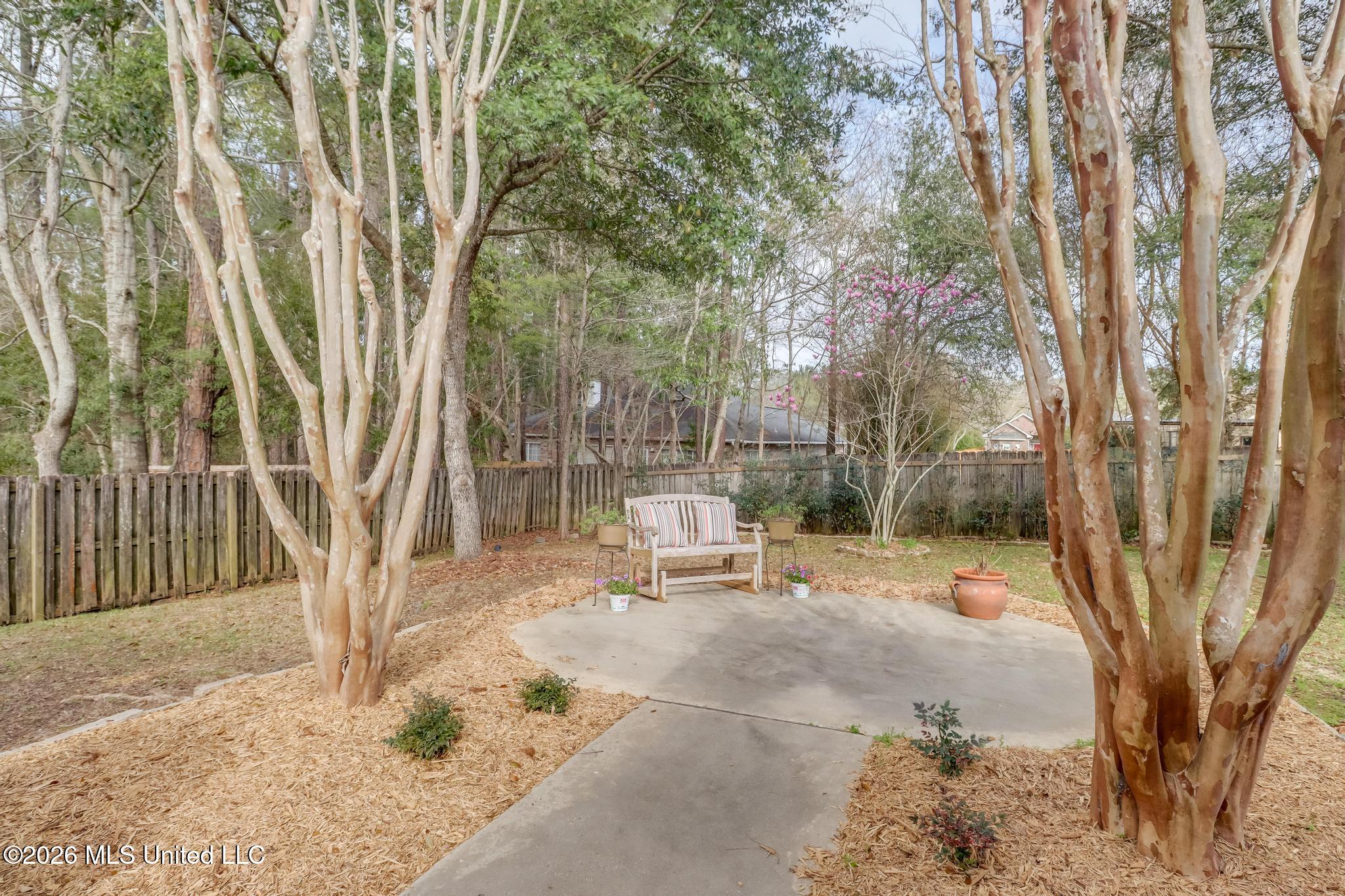 6423 Iona Street Property Photo 29