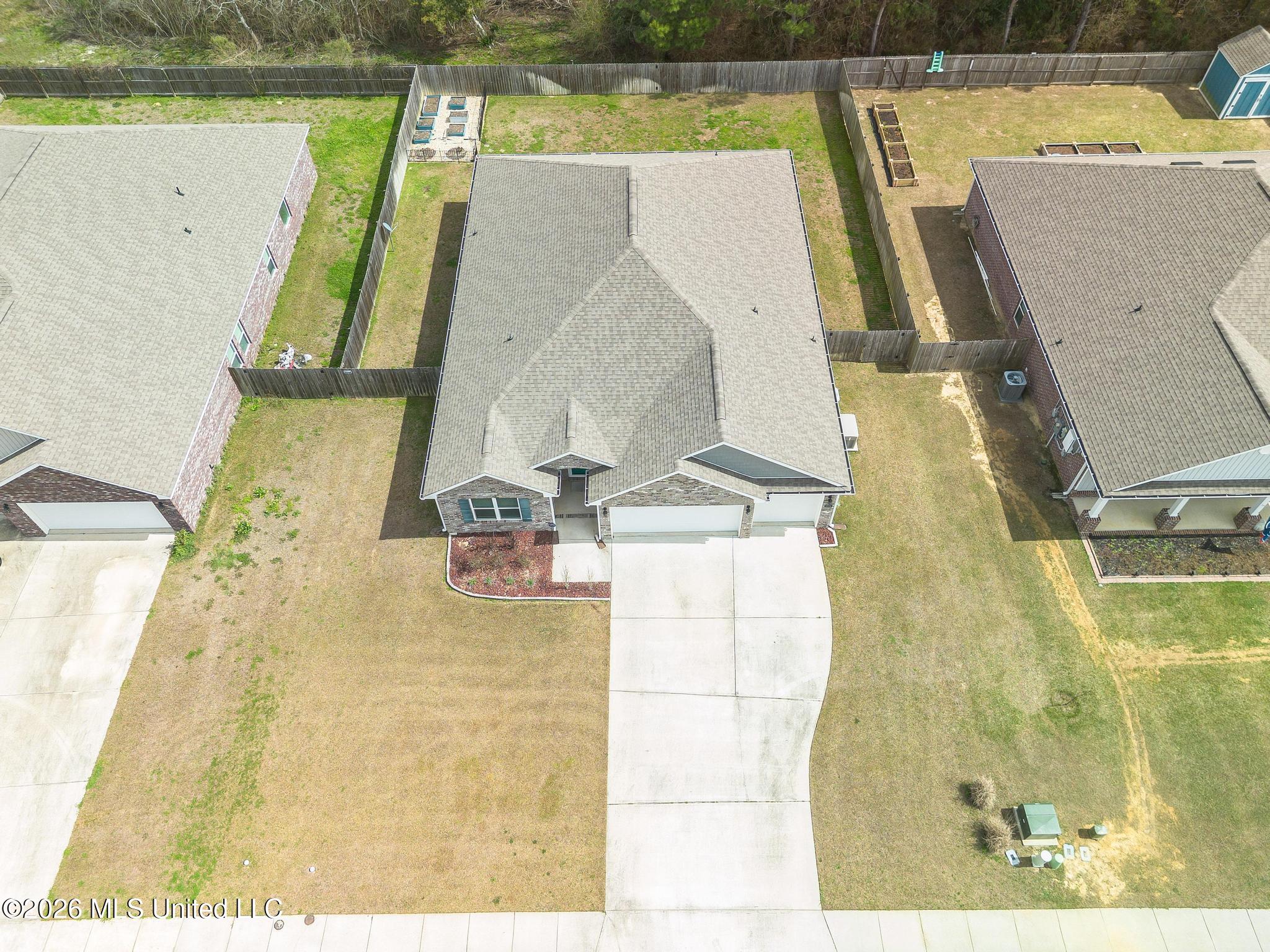 9524 Mallette Drive Property Photo 2