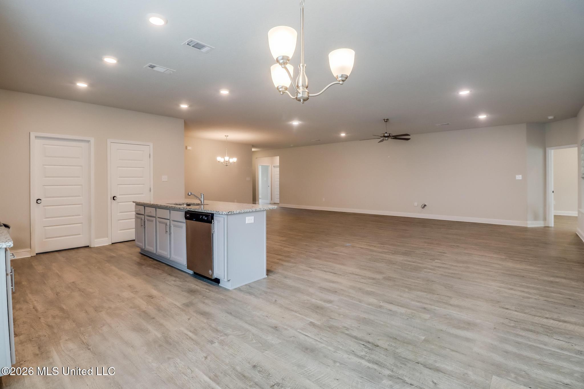 9524 Mallette Drive Property Photo 15