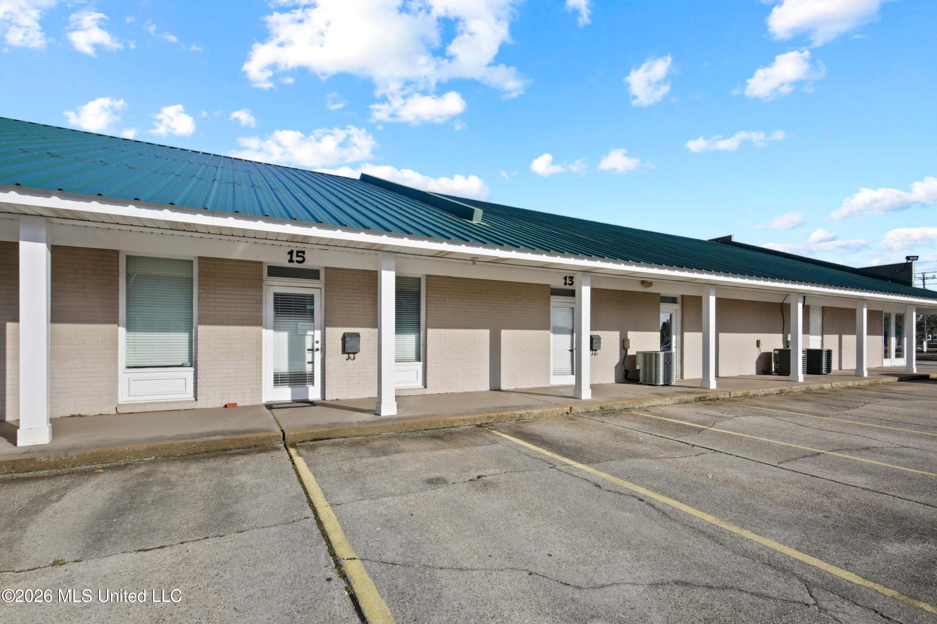 833 U.s. 90 Property Photo 2