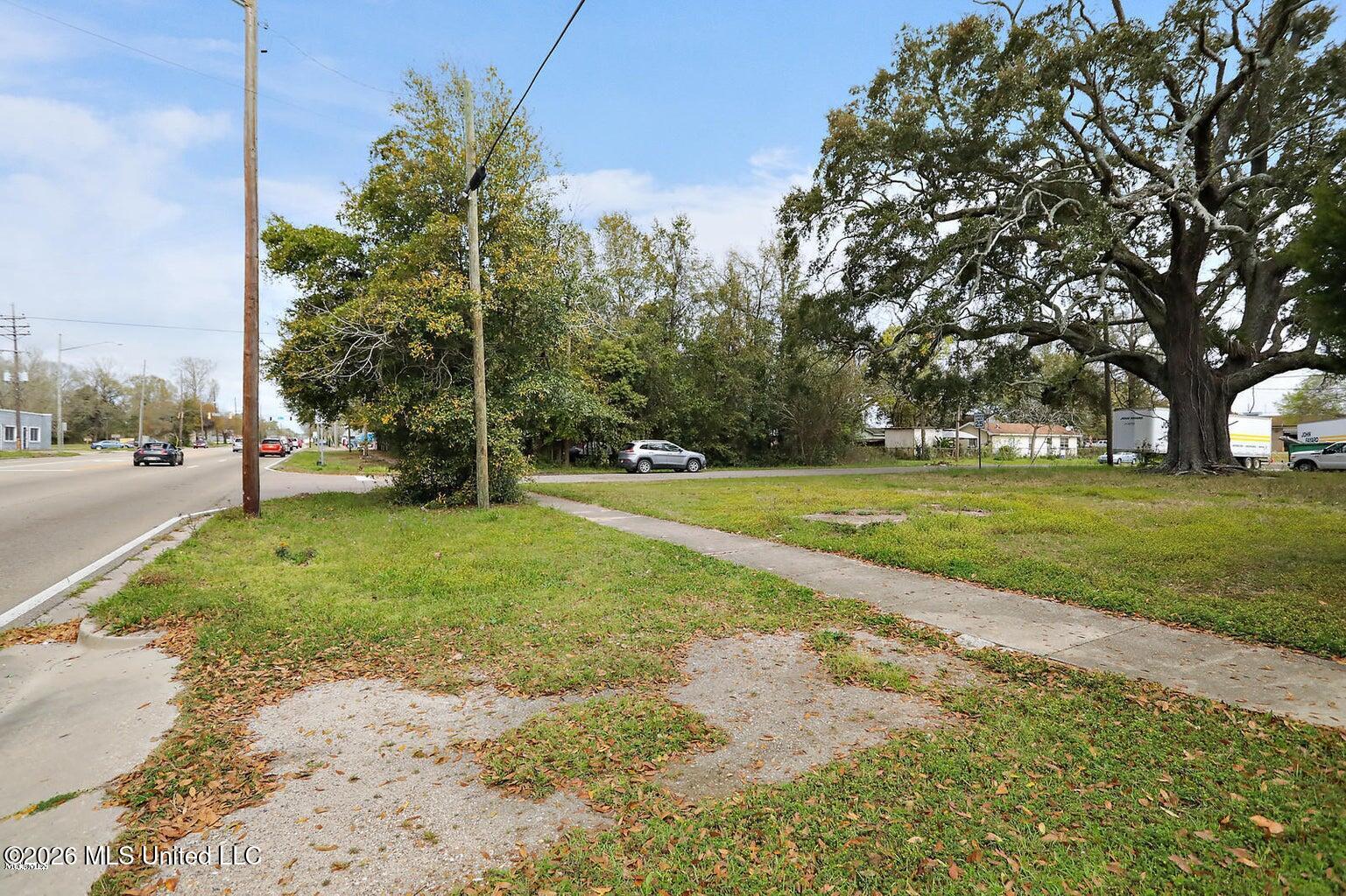 1722 30th Avenue Property Photo 5
