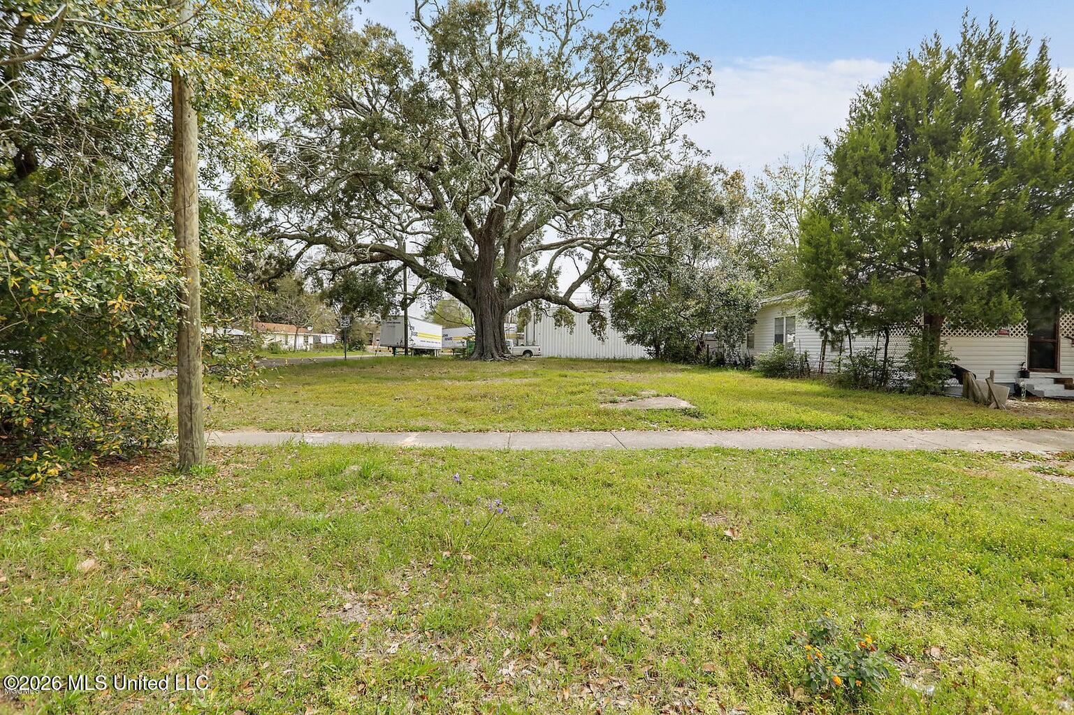 1722 30th Avenue Property Photo 7