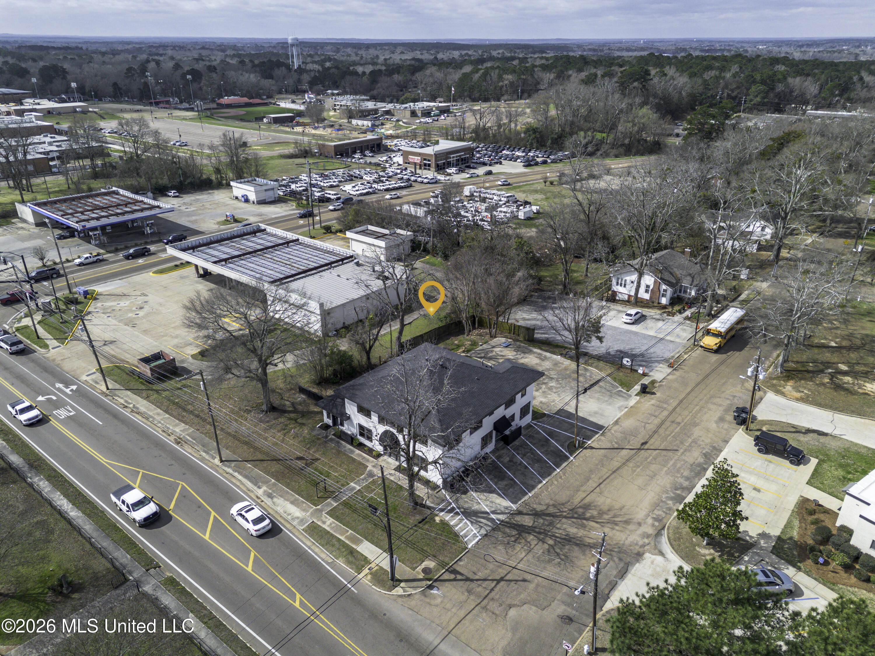 105 N College Street Property Photo 2