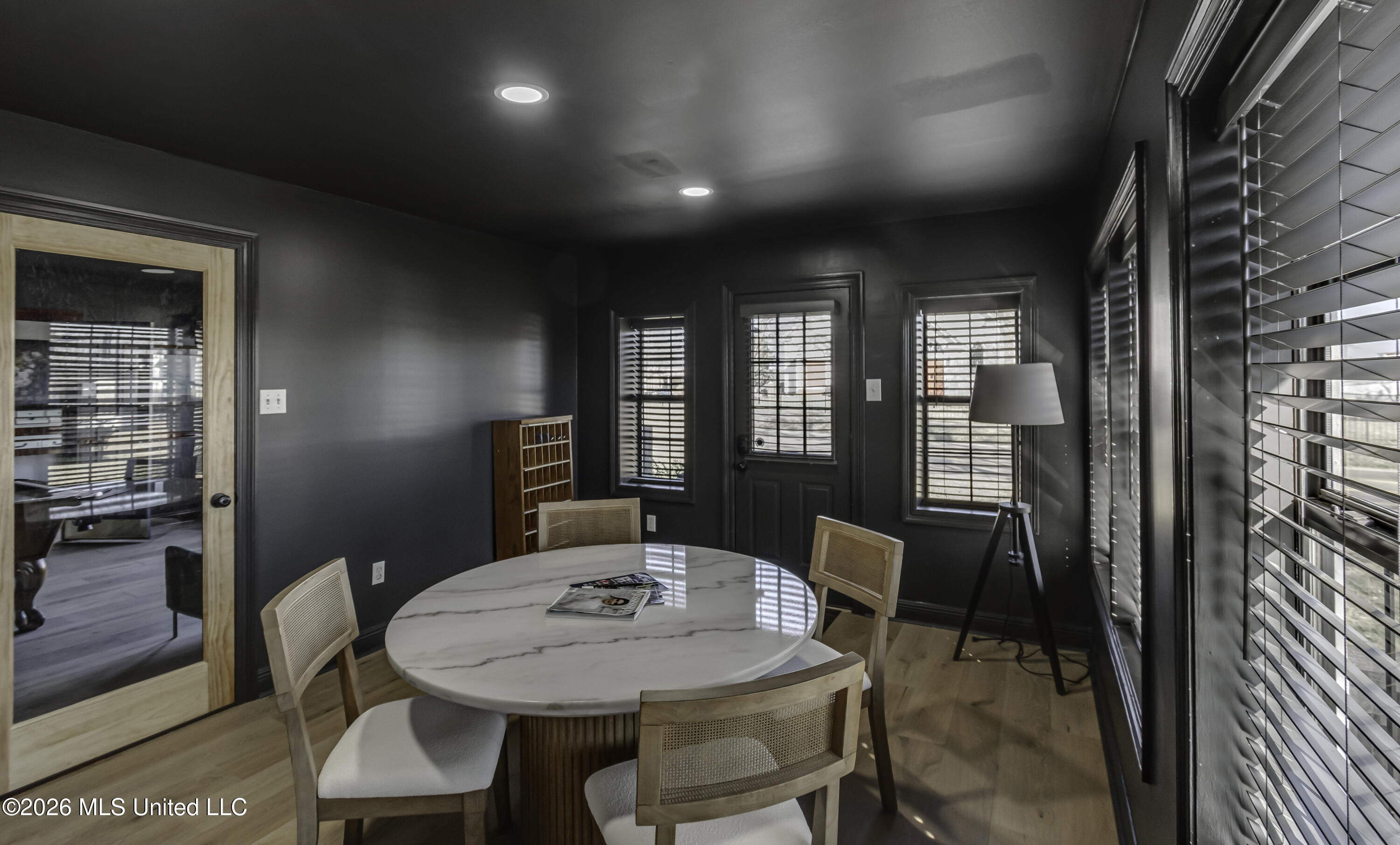 105 N College Street Property Photo 8