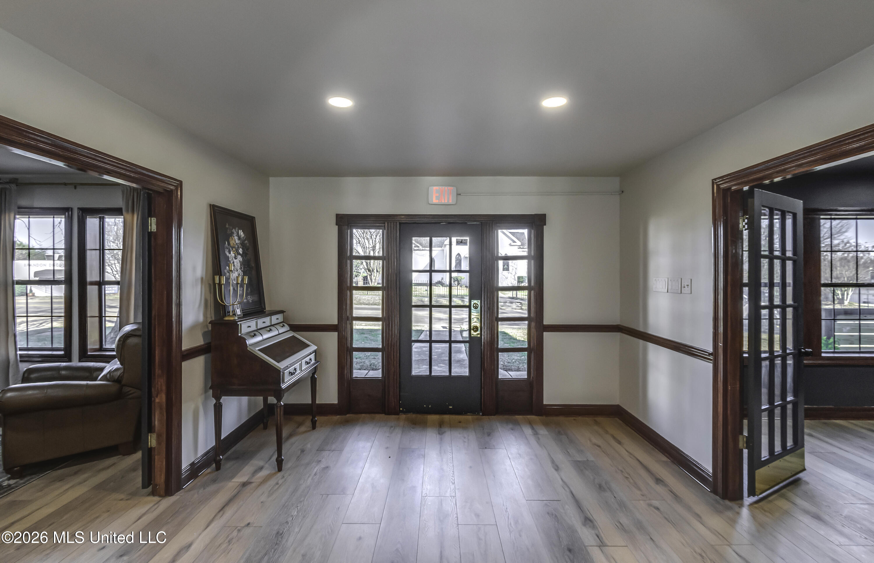 105 N College Street Property Photo 15