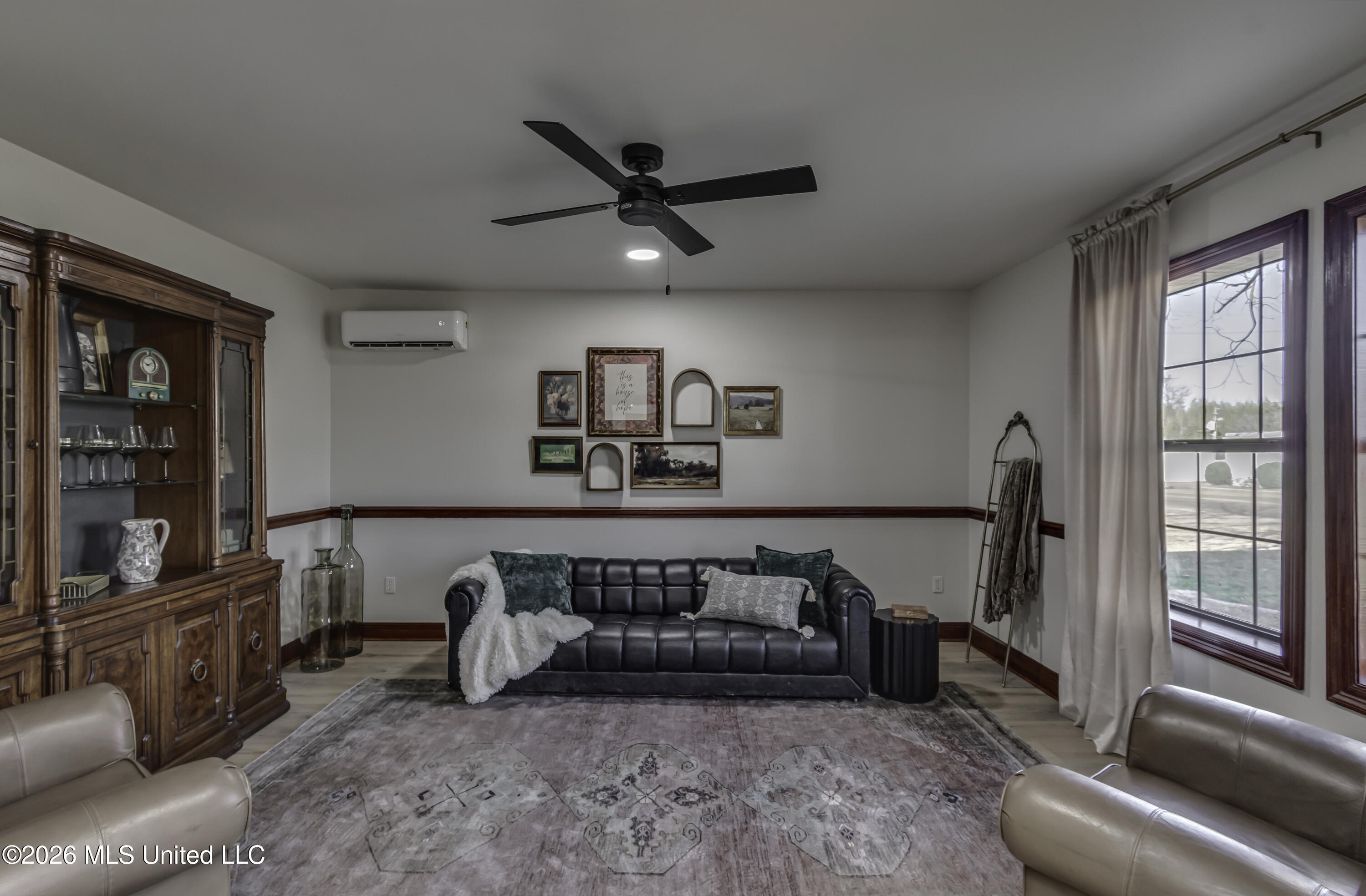 105 N College Street Property Photo 16